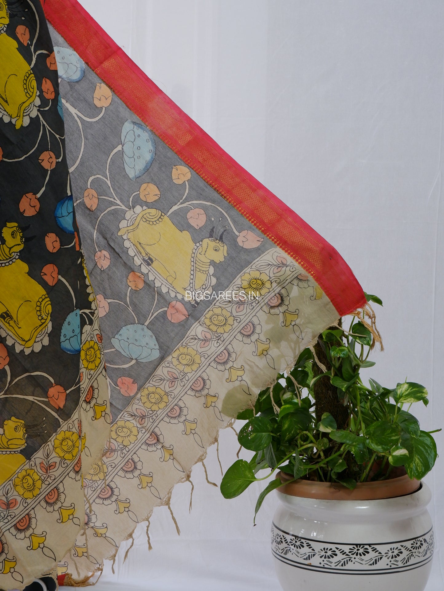 Pen Kalamkari Hand Painted Bangalore Silk Dupatta | Black |