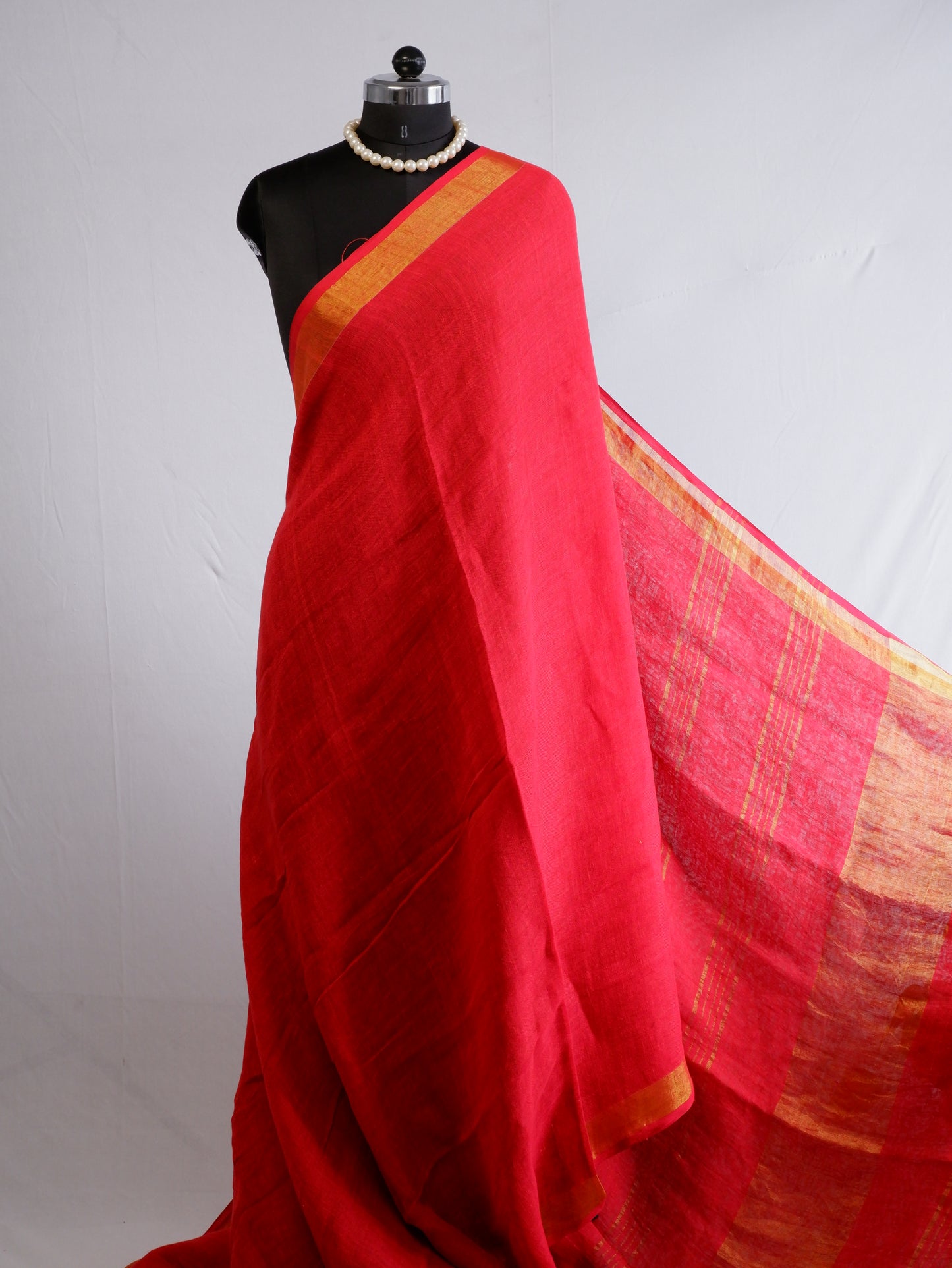 Pure Jayshree Linen Saree | Plain | Red