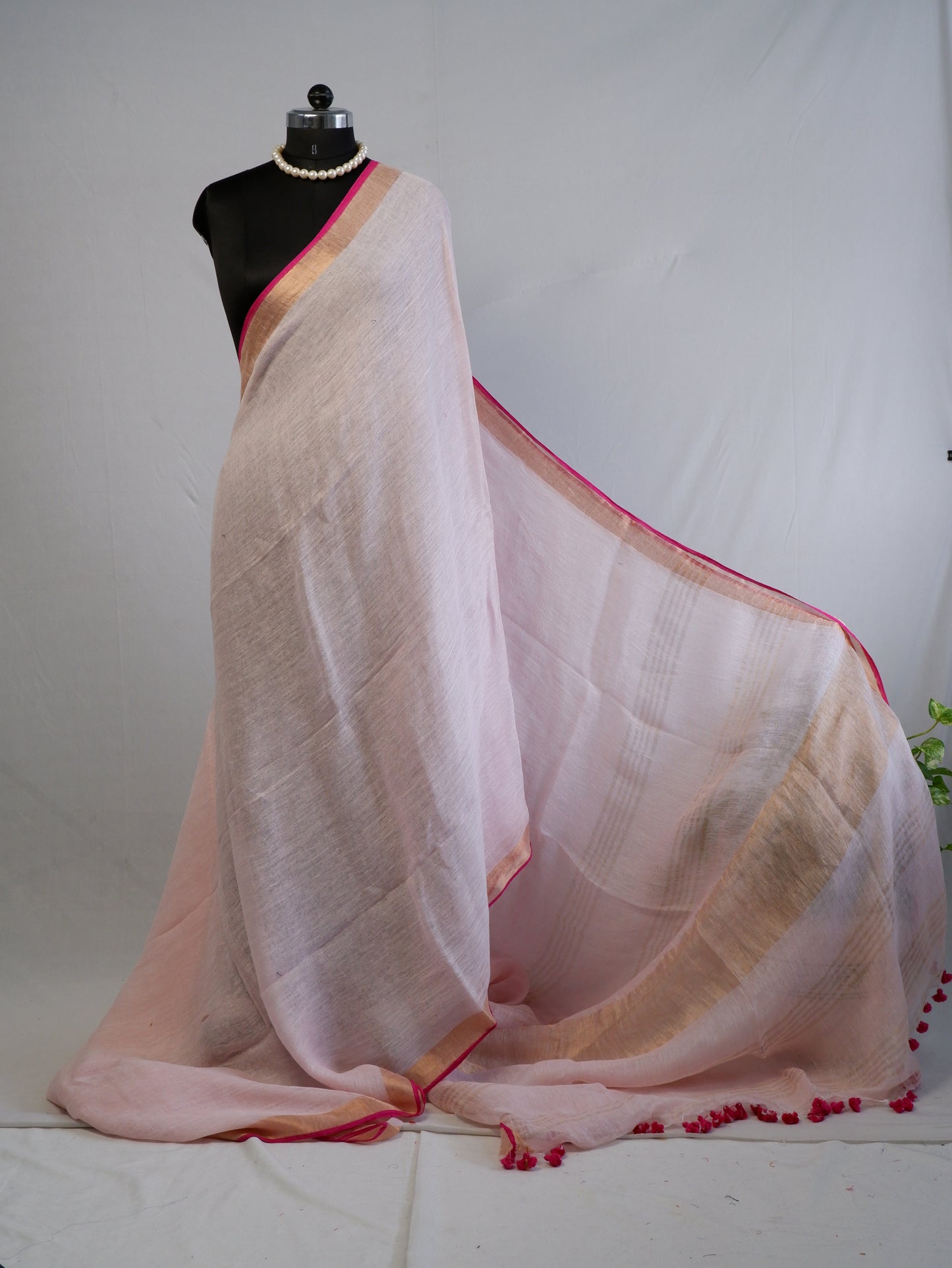 Pure Jayshree Linen Saree | Plain | Light Pink