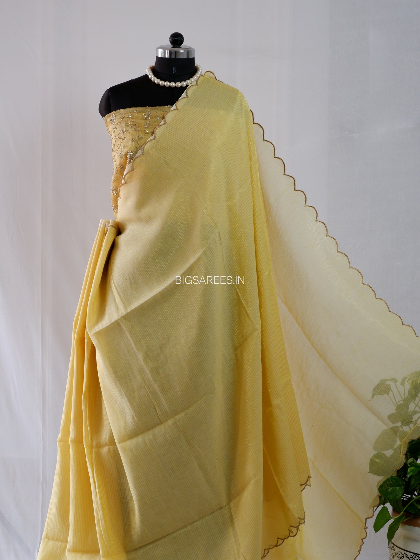Mul Cotton Saree With Blouse | Gold Stripes | Yellow