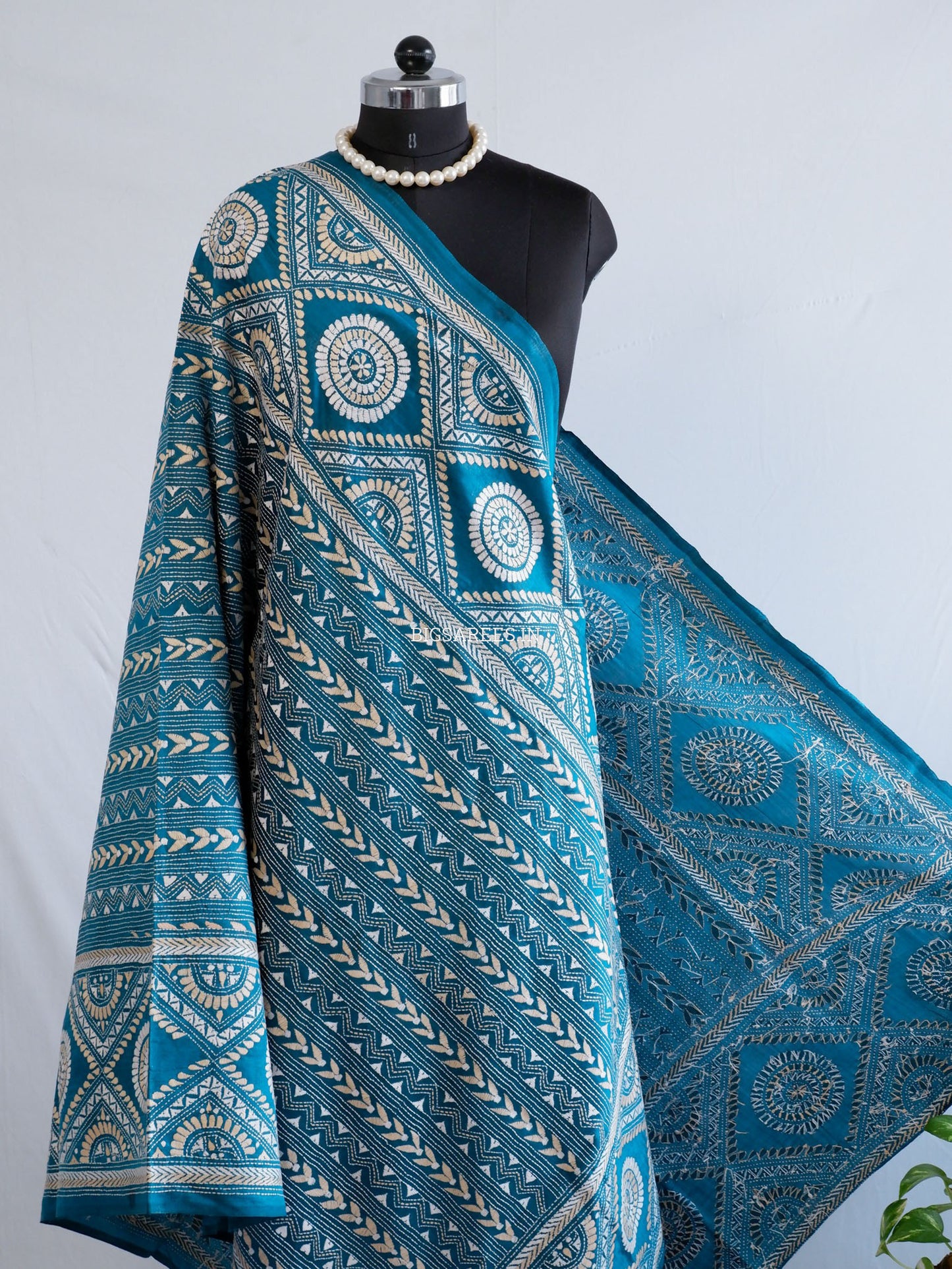 Kantha Hand-Embroidered Dupatta | Pure Bangalore Silk | Silk Marked | Rama Green