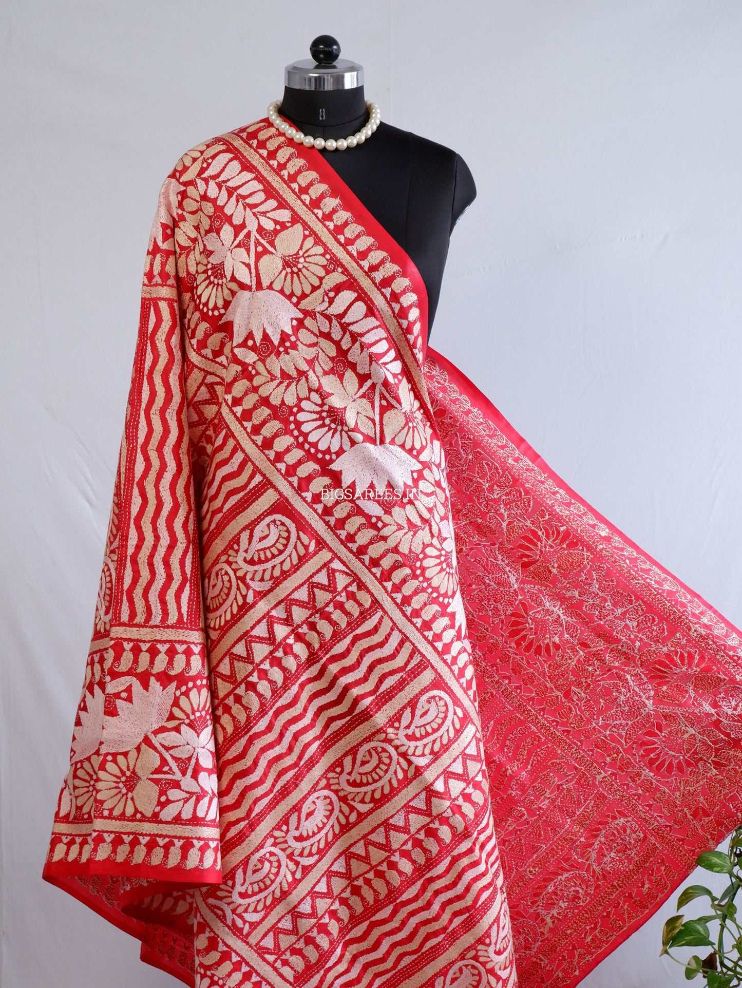 Kantha Hand-Embroidered Dupatta | Pure Bangalore Silk | Silk Marked | red