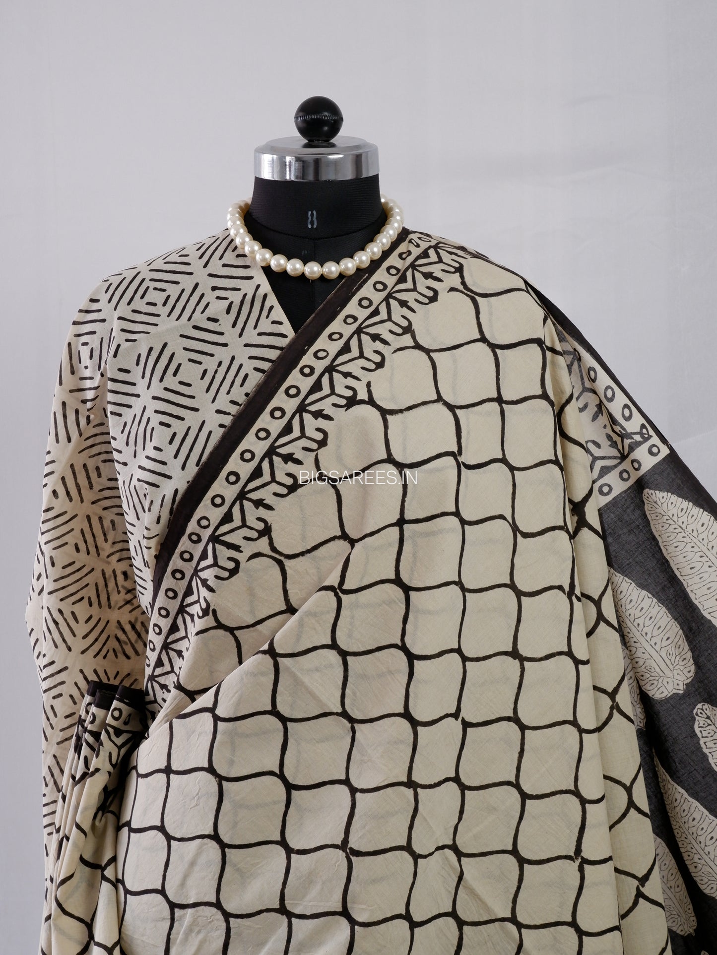Hand Block Print Saree | Mal Mal Cotton | Soft Beige