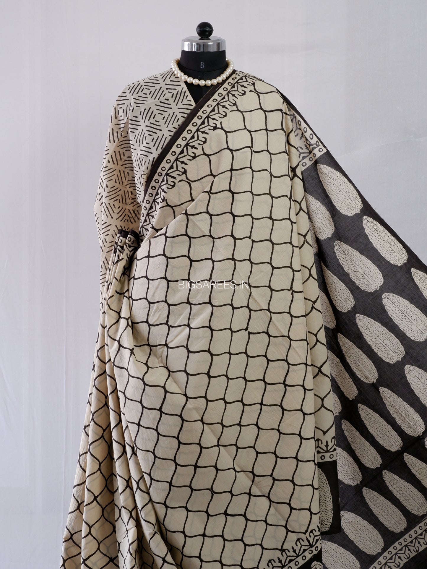 Hand Block Print Saree | Mal Mal Cotton | Soft Beige