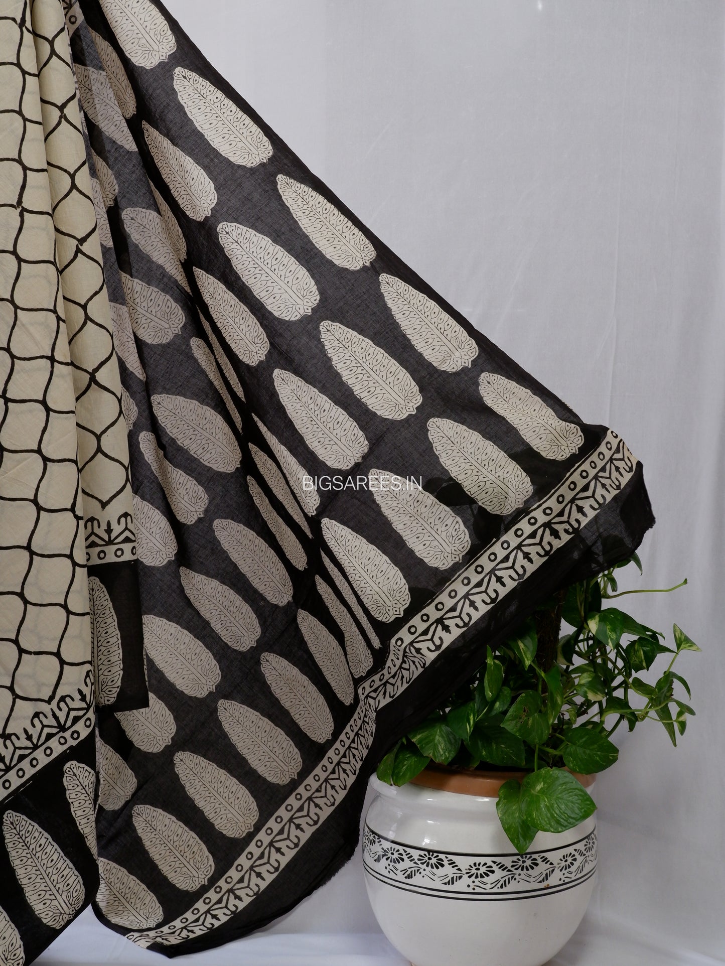 Hand Block Print Saree | Mal Mal Cotton | Soft Beige
