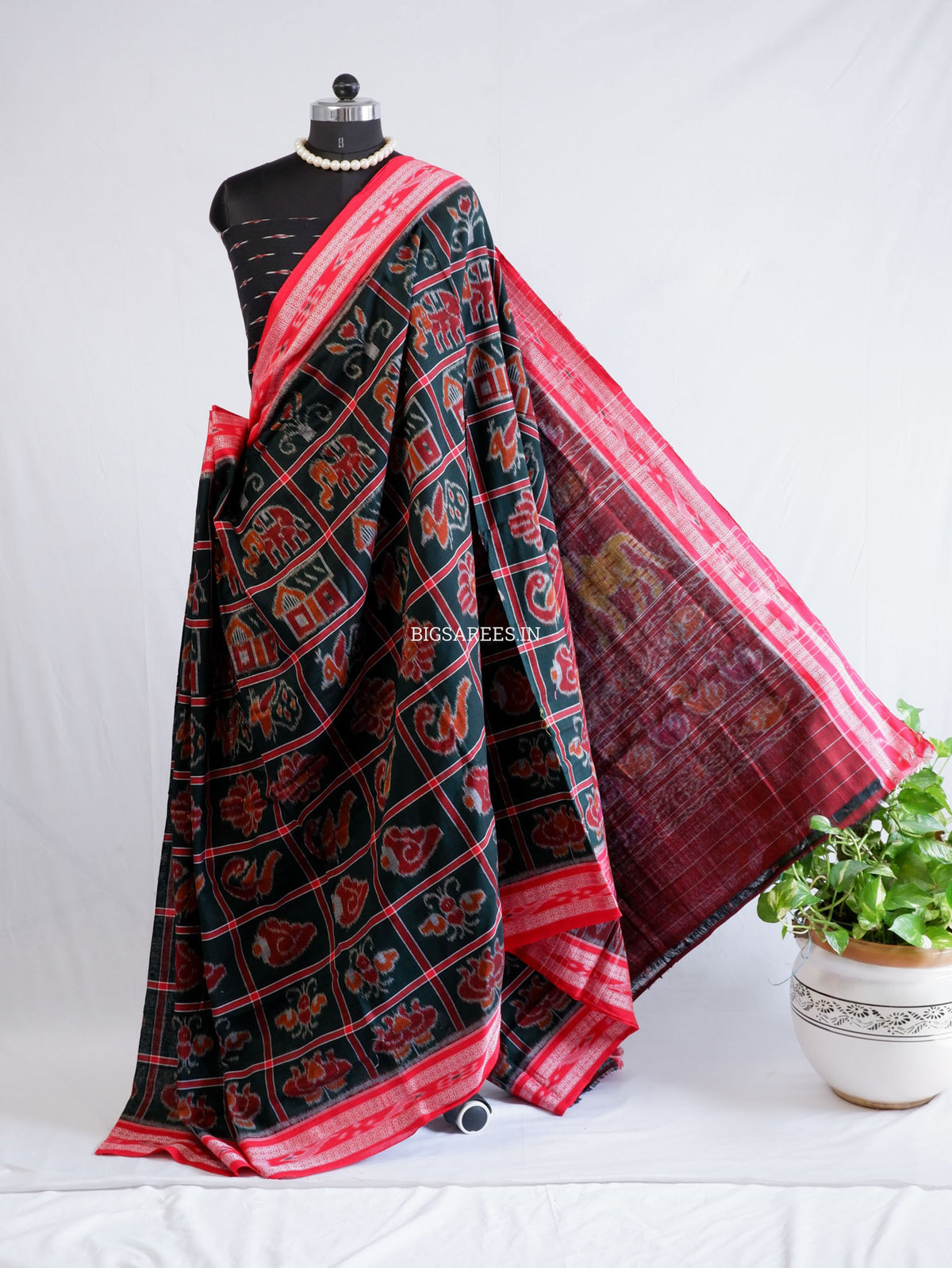 Sambalpuri Ikat Handwoven Saree | Cotton | Black
