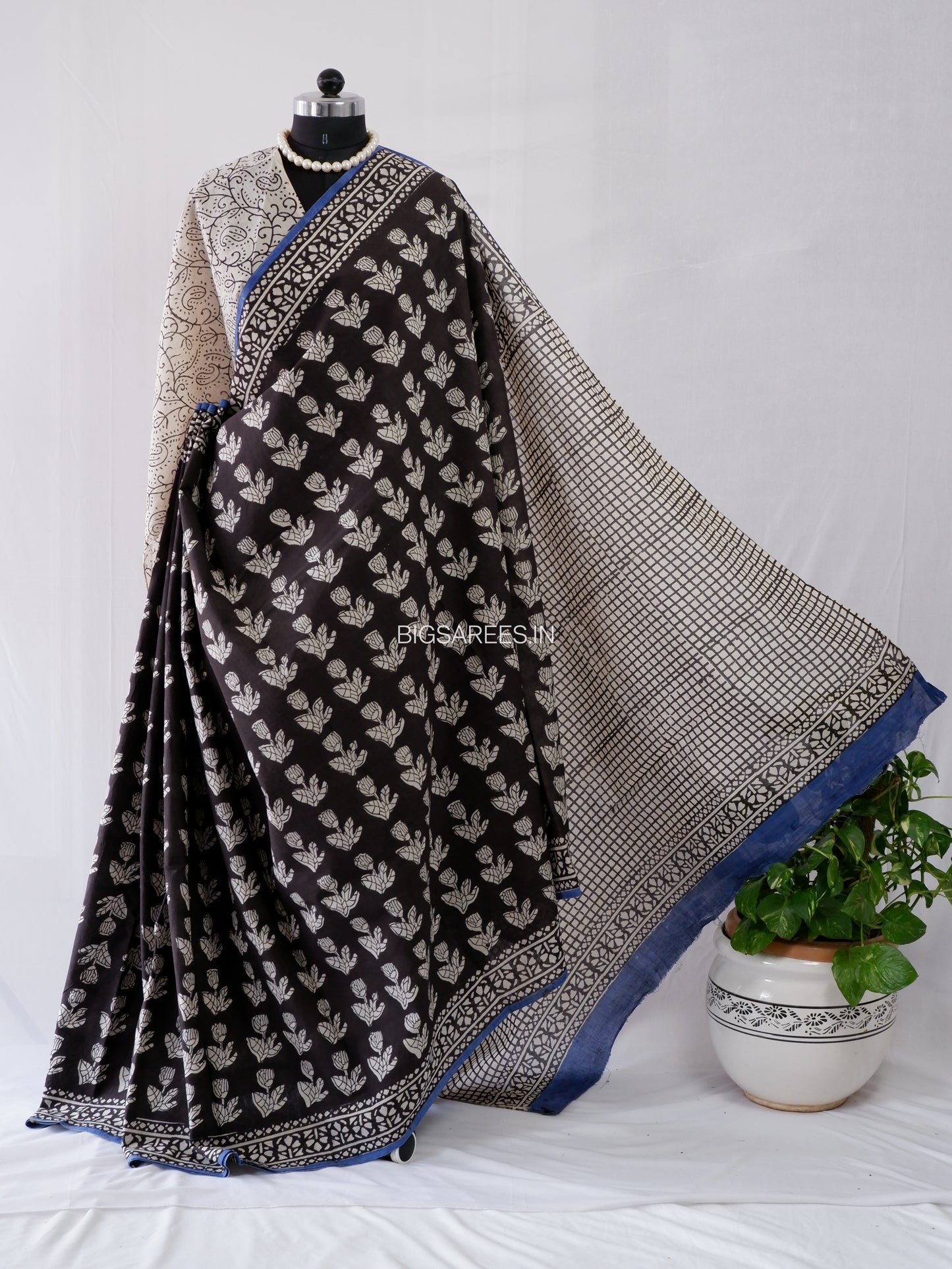 Hand Block Print Saree | Mal Mal Cotton | Black