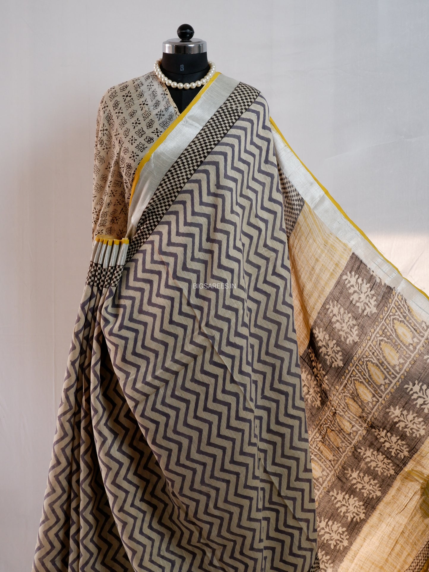 Hand Block Print Saree | Cotton Linen | Soft Beige