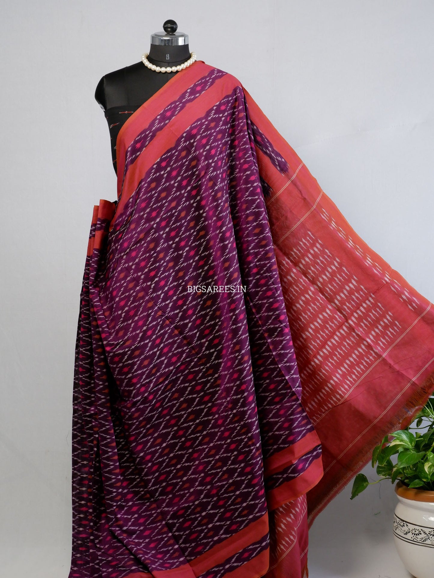 Pochampally Ikat Saree | Mercerised Cotton | Grape