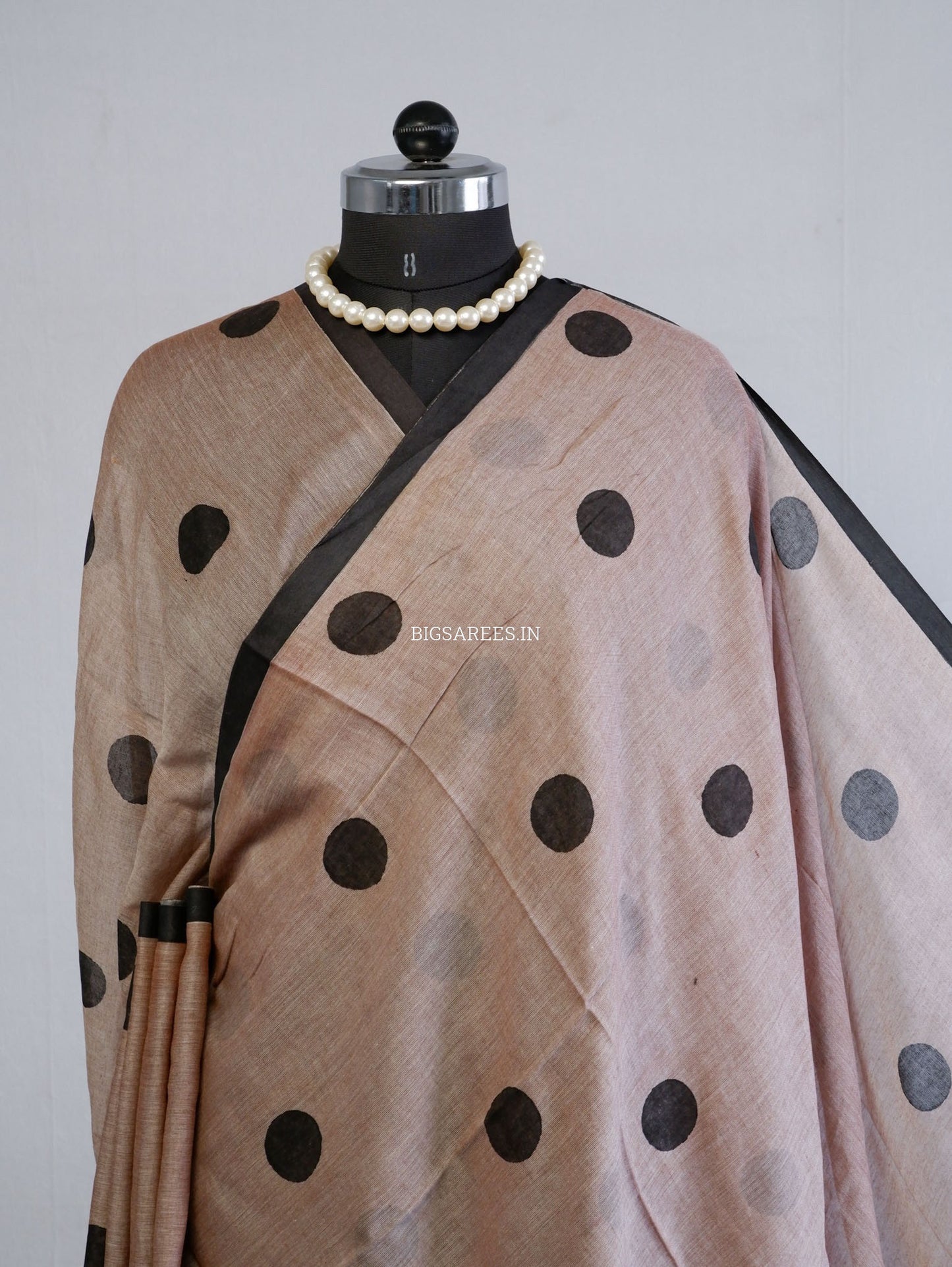 Polka Dot Saree With Blouse | Mul Cotton | Big Polka | Brown