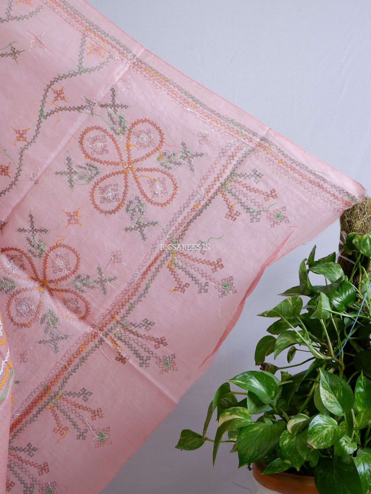 Kutchi Work Dupatta | Tussar Silk | Soft Pink