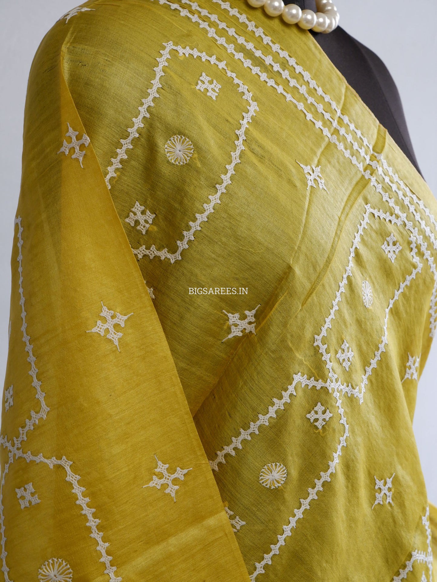 Kutchi Work Dupatta | Tussar Silk | Light Yellow