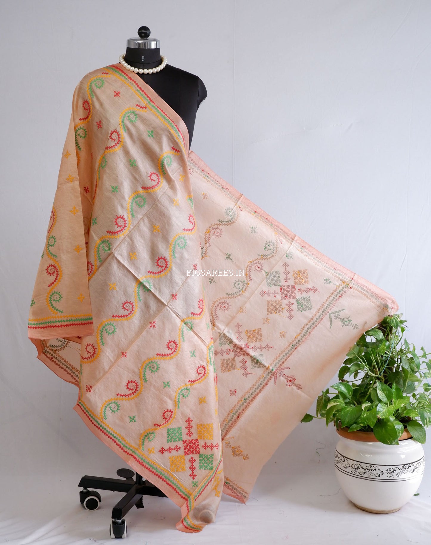 Kutchi Work Dupatta | Tussar Silk | Peach