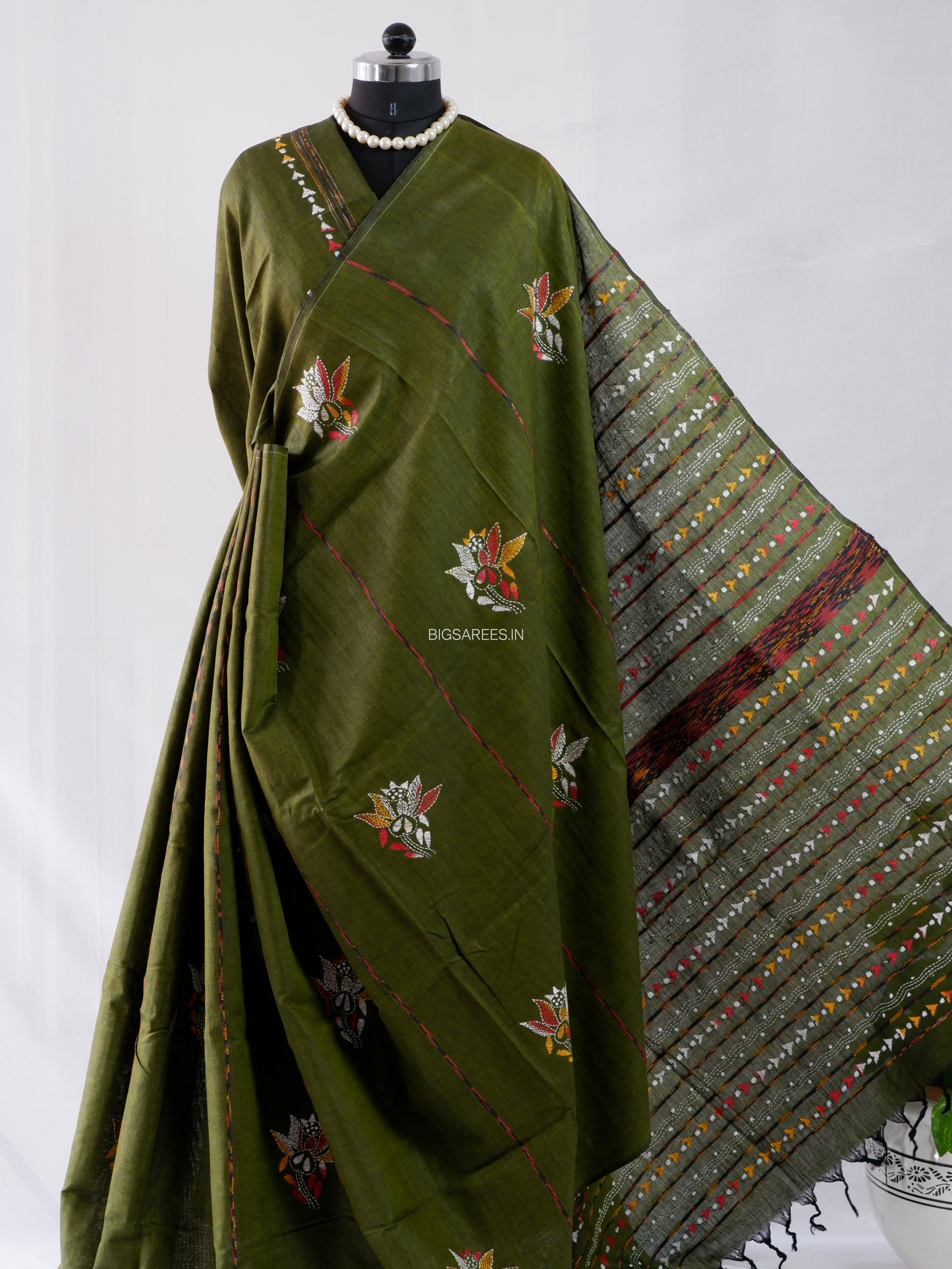 Kantha Stitch Hand-Embroidered Saree | Pure Khesh Cotton | Mehendi Green