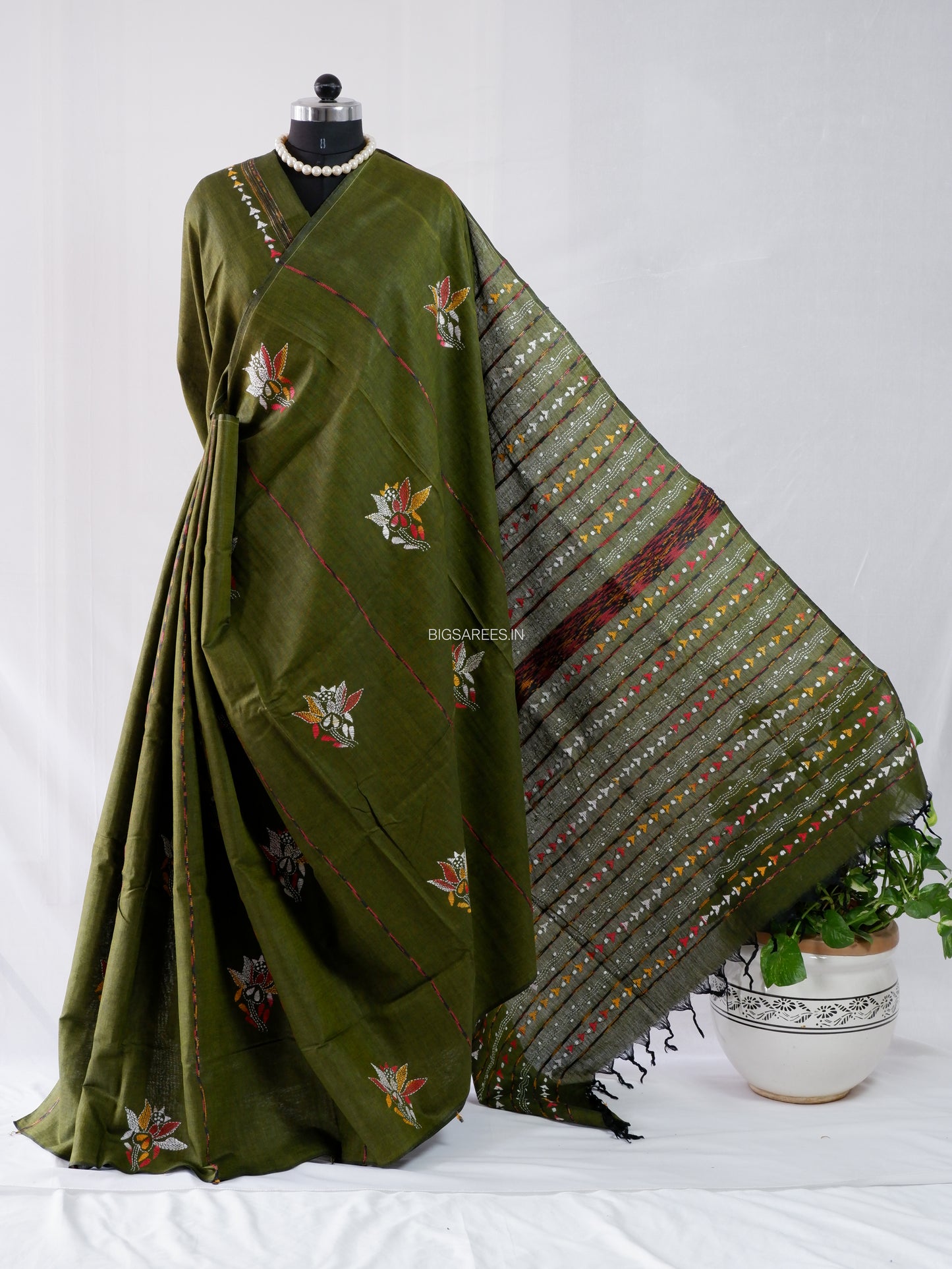 Kantha Stitch Hand-Embroidered Saree | Pure Khesh Cotton | Mehendi Green