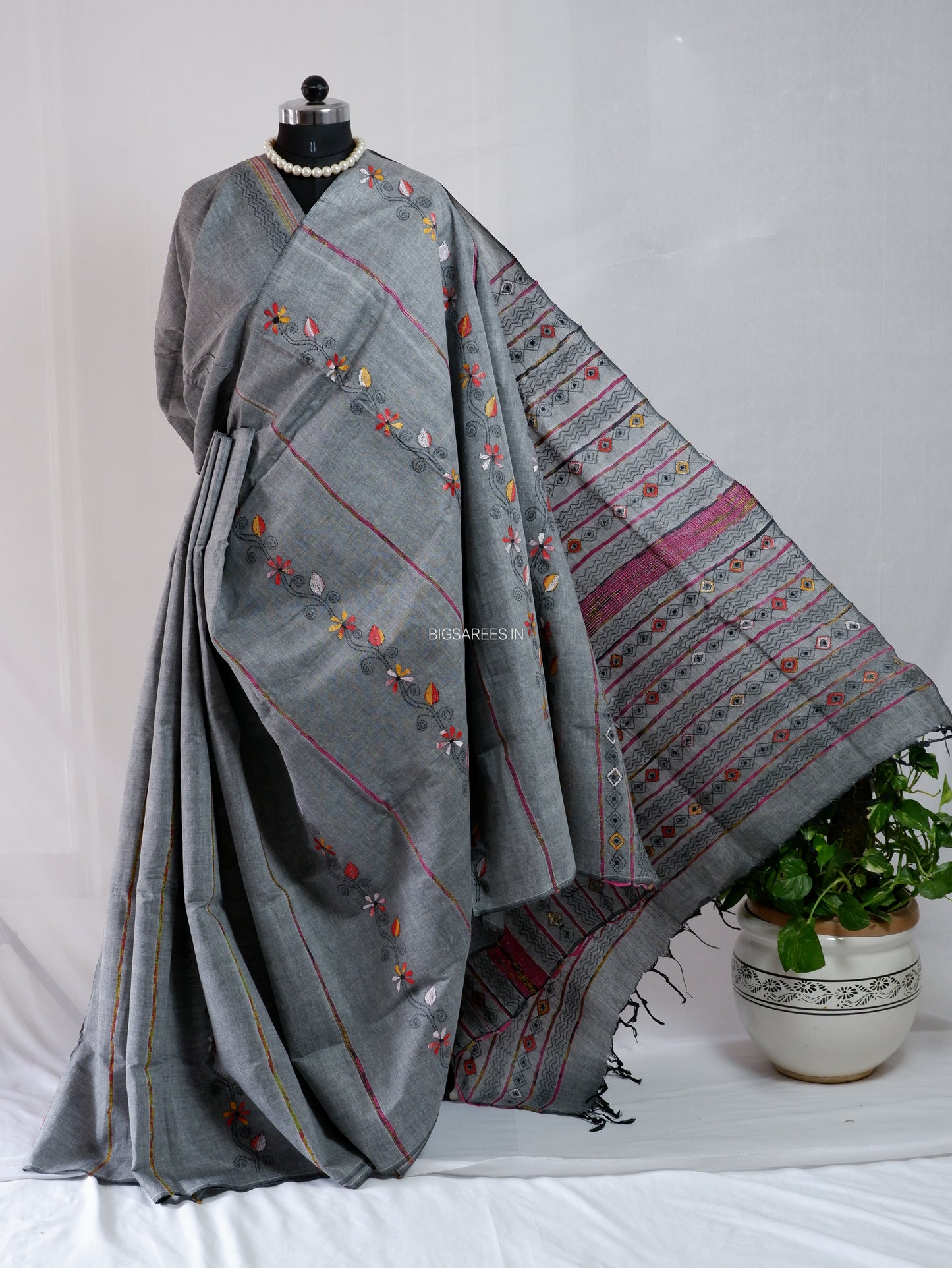 Kantha Stitch Hand-Embroidered Saree | Pure Khesh Cotton | Grey