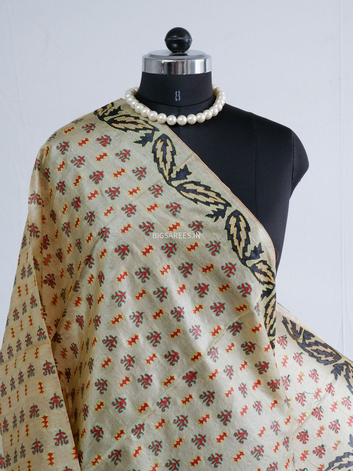 Kantha Hand-Embroidered Dupatta | Tussar Silk | Beige