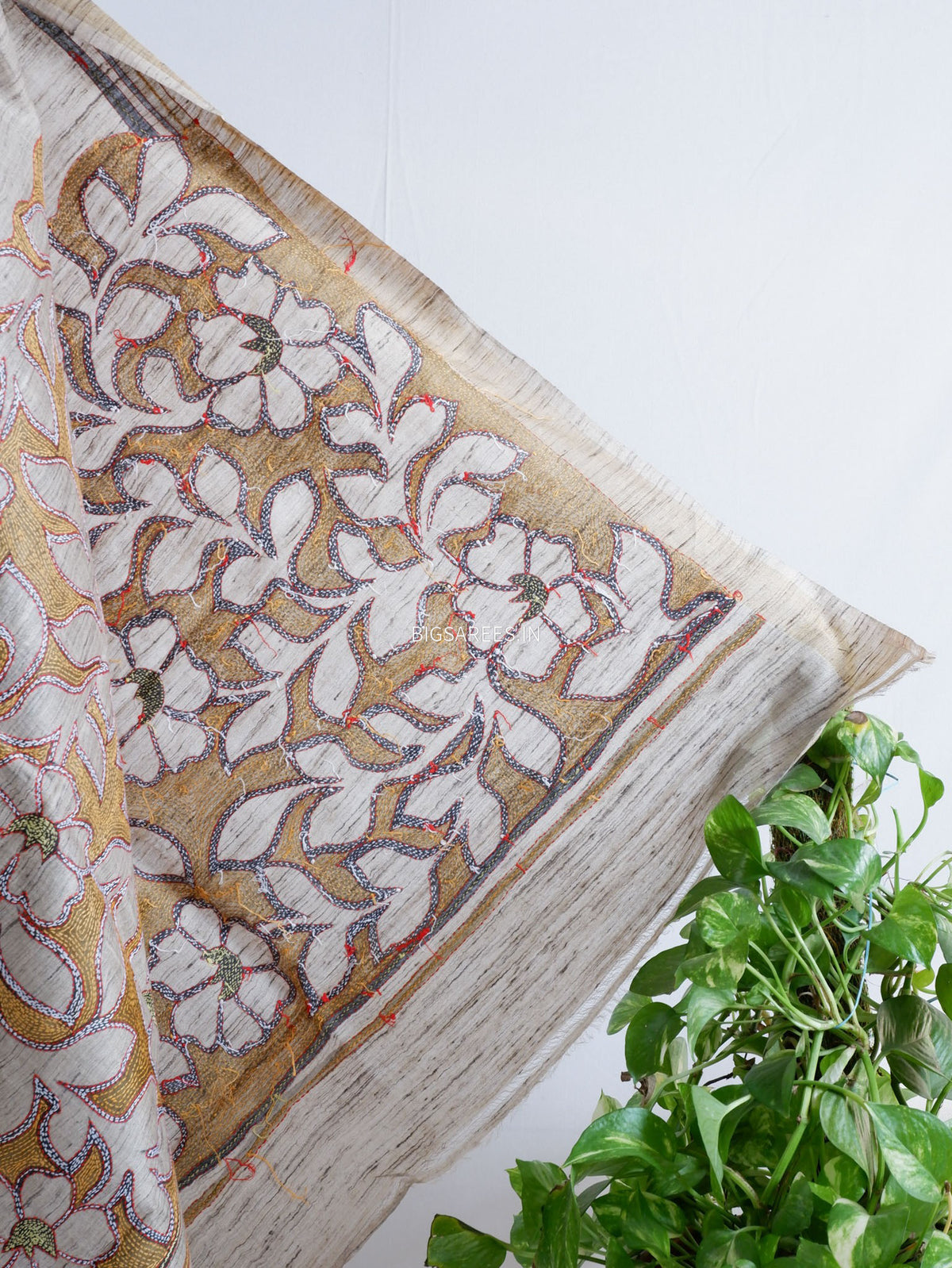 Kantha Hand-Embroidered Dupatta | Tussar Silk |