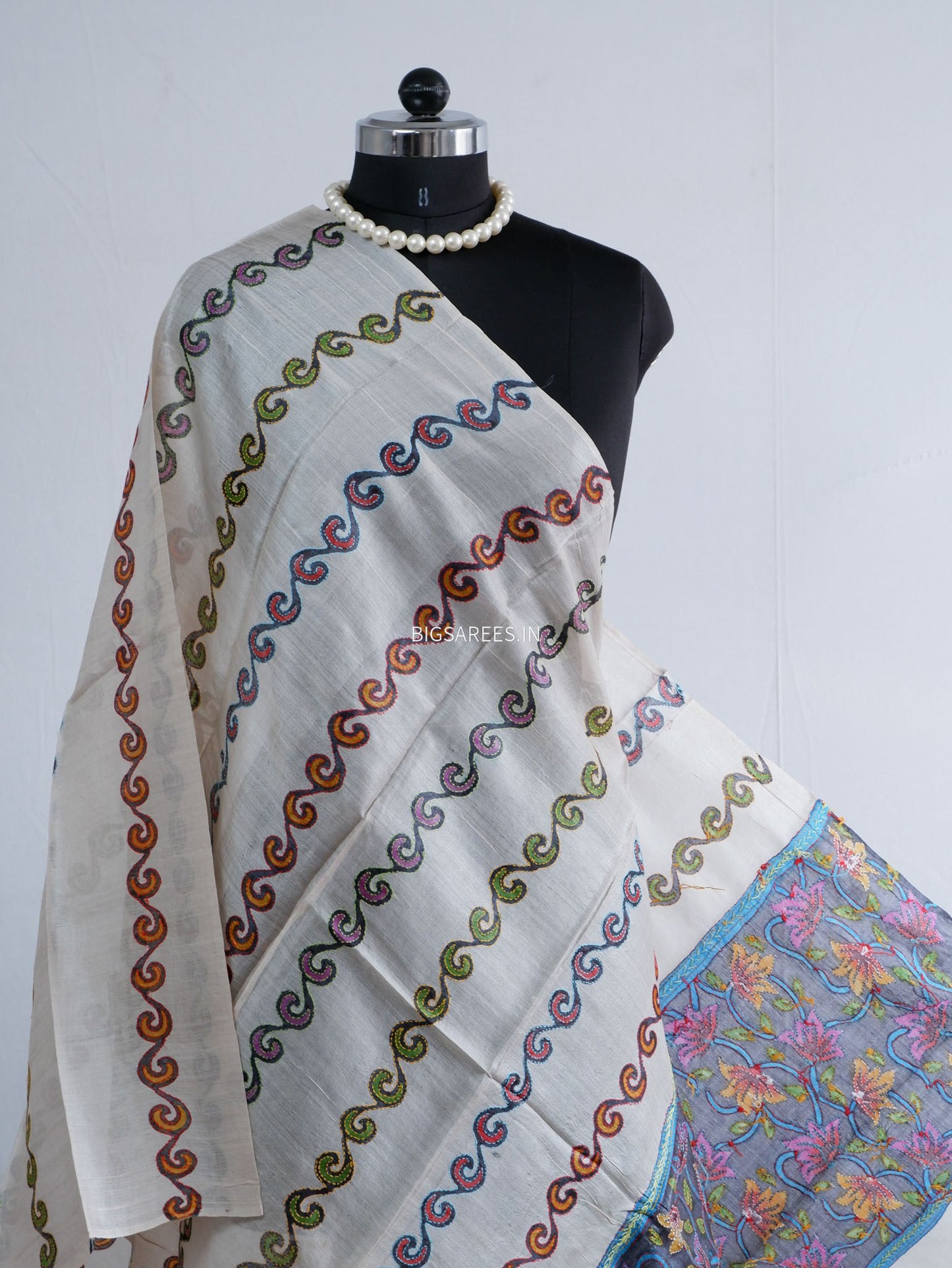 Kantha Hand-Embroidered Dupatta | Tussar Silk | White