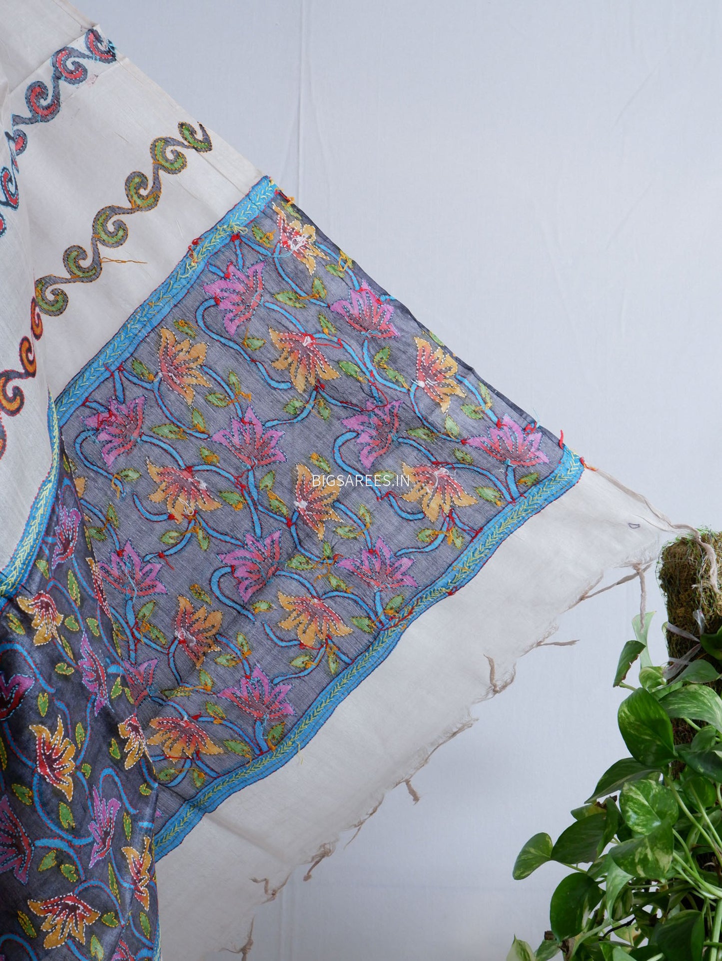 Kantha Hand-Embroidered Dupatta | Tussar Silk | White