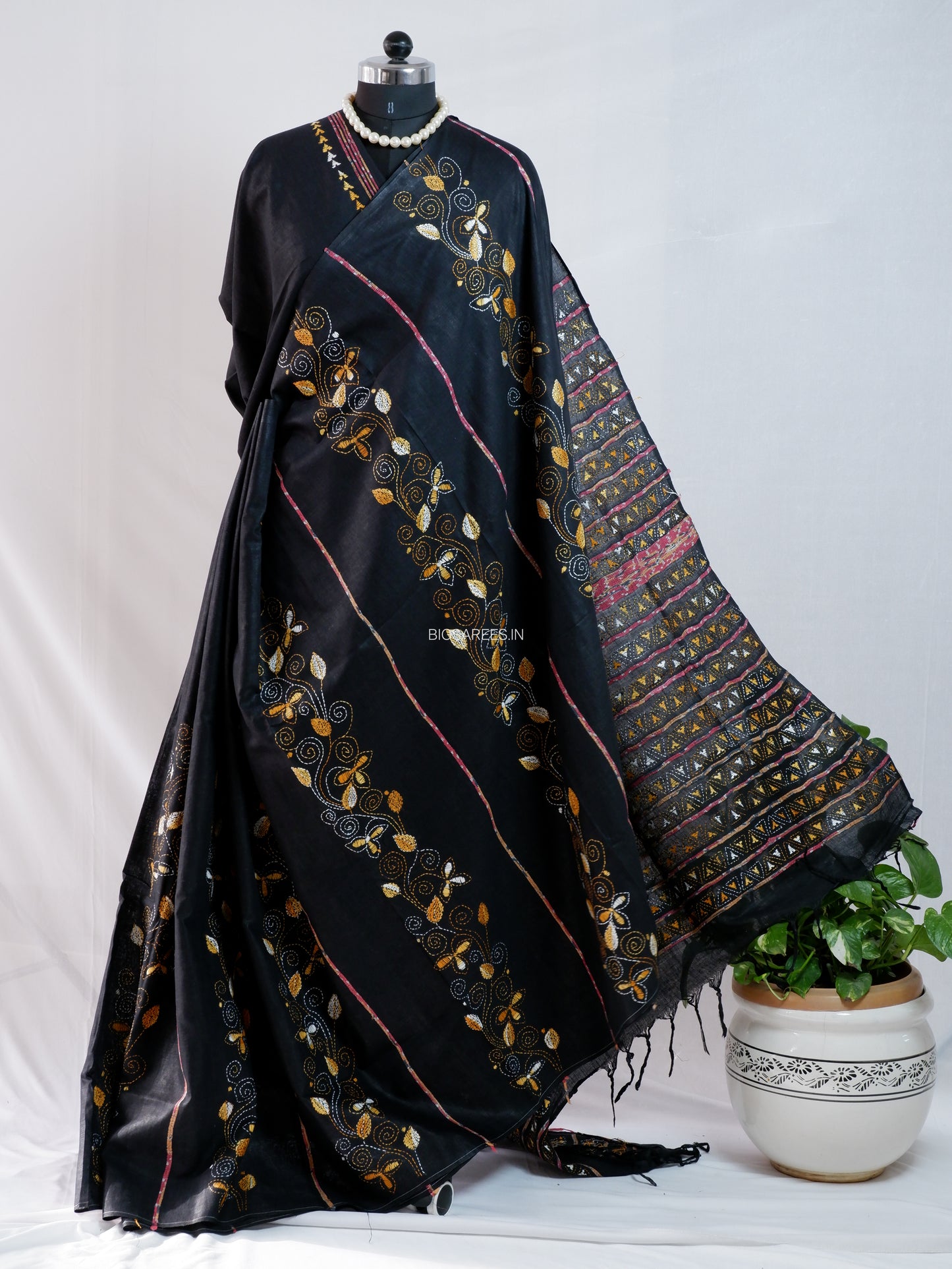 Kantha Stitch Hand-Embroidered Saree | Pure Khesh Cotton | Black
