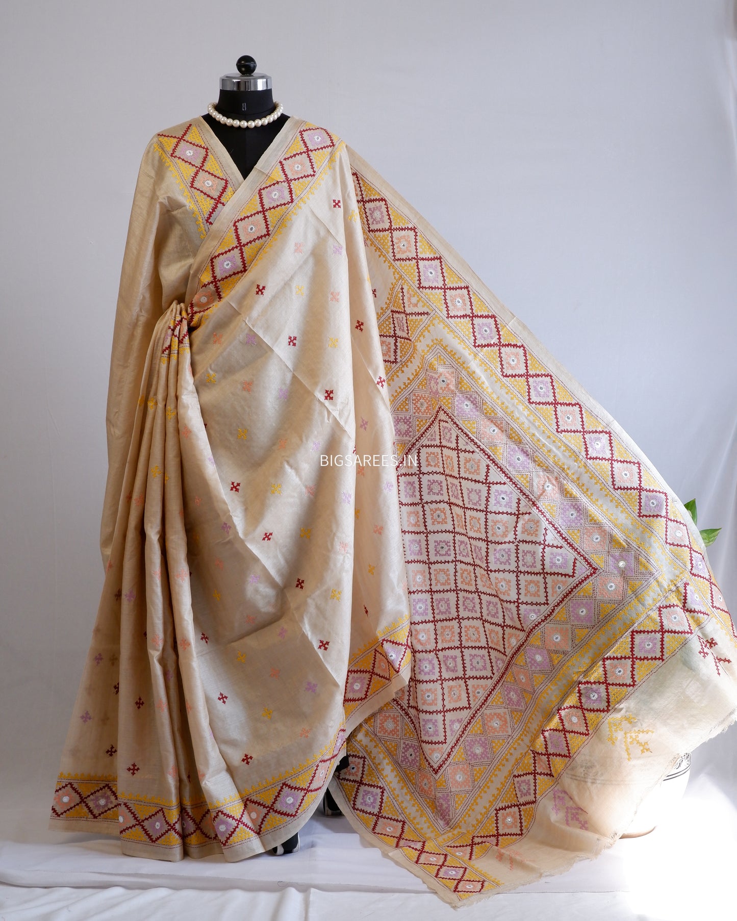 Kutchi Hand Embroidered Saree | Gachi Tassar Silk | Silk Marked | Off White