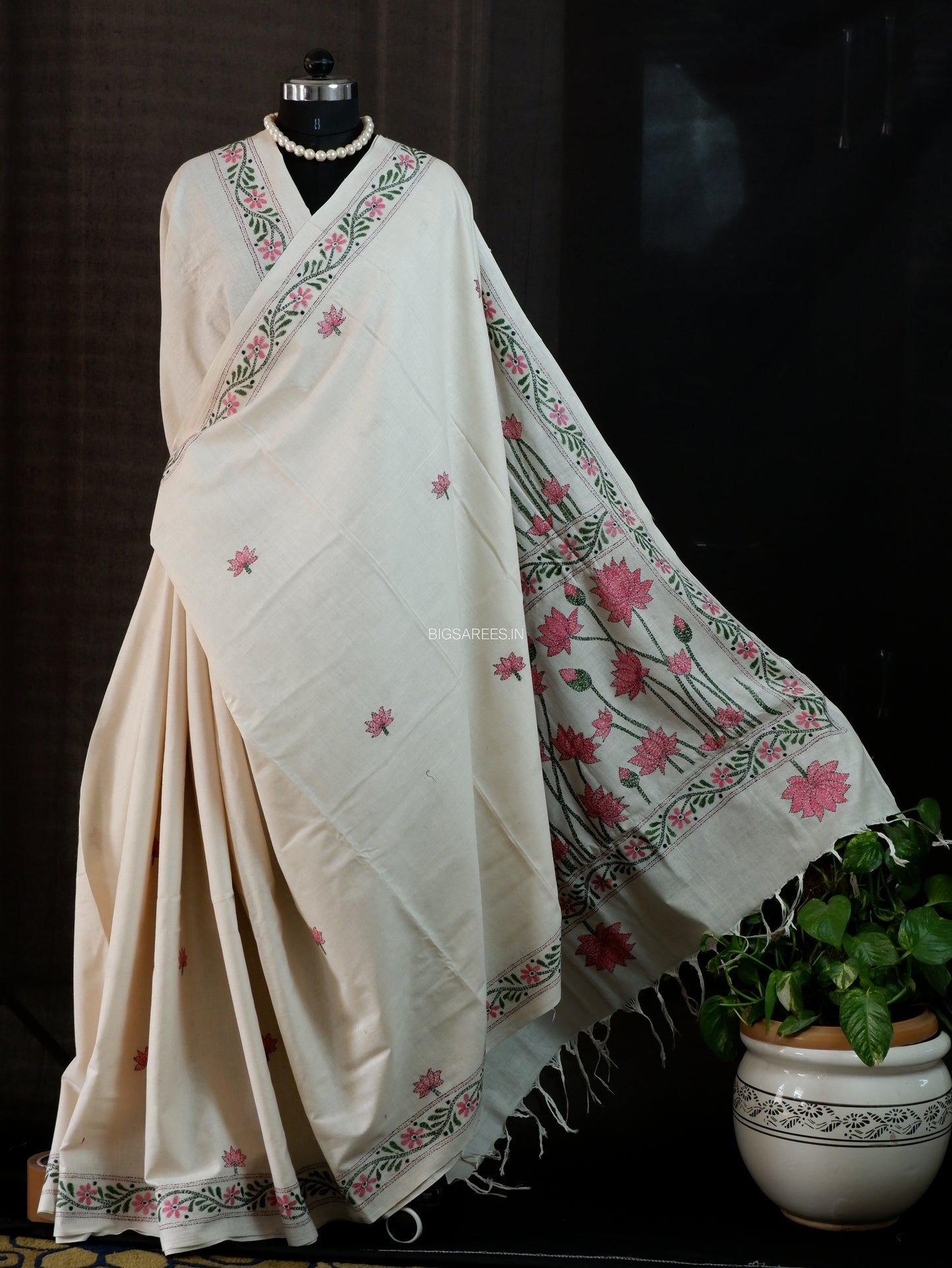 Kantha Stitch Hand-Embroidered Saree | Khadi Cotton | White