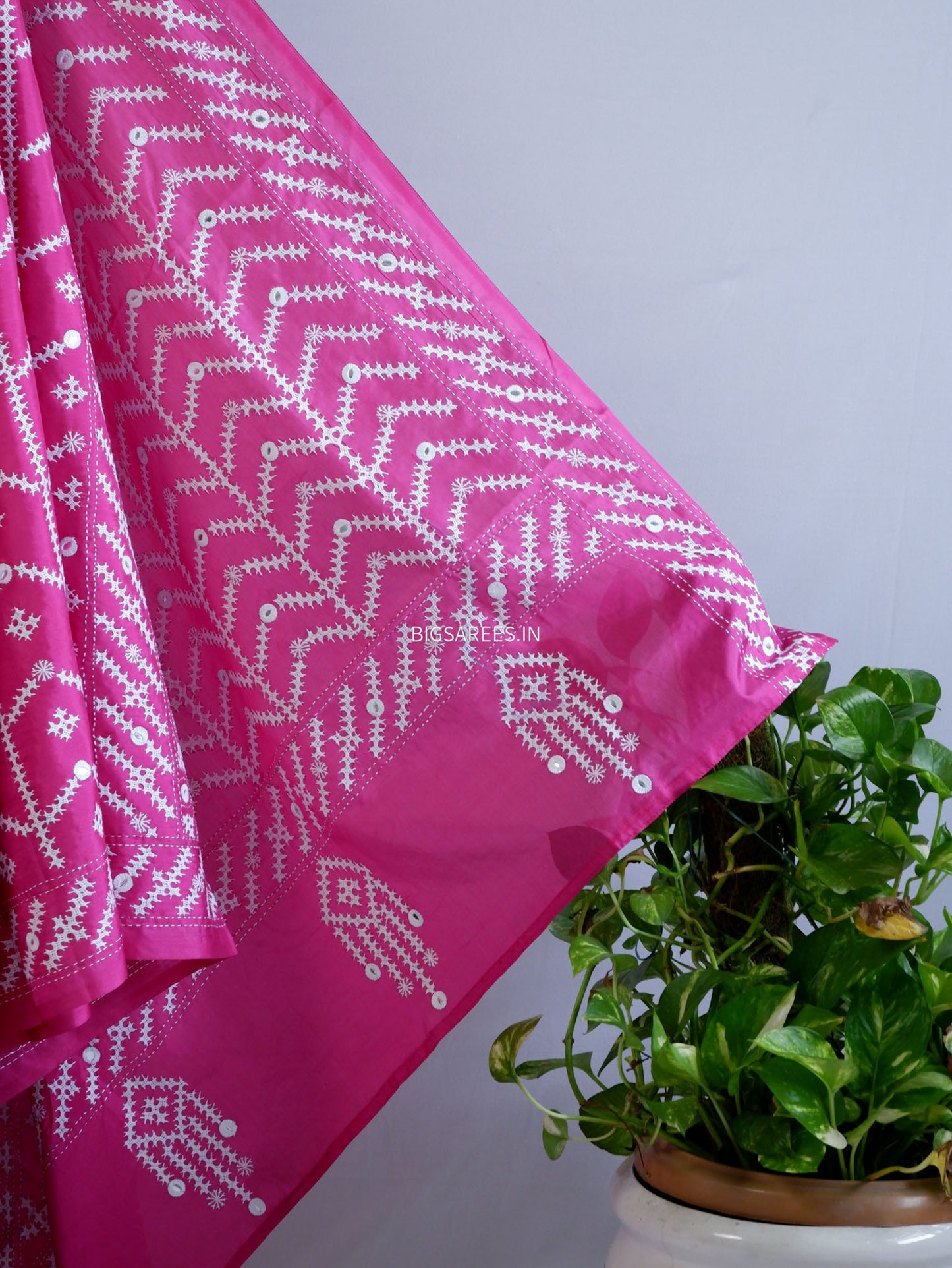 Kutchi/Gujarati Stitch Hand Embroidered Saree | Art Silk | Foil Mirror | Pink