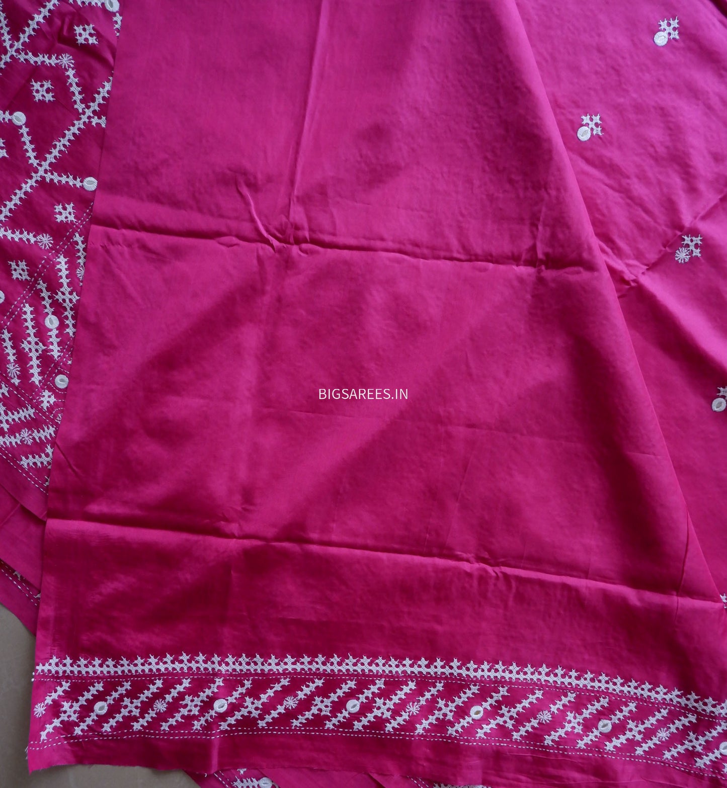 Kutchi/Gujarati Stitch Hand Embroidered Saree | Art Silk | Foil Mirror | Pink