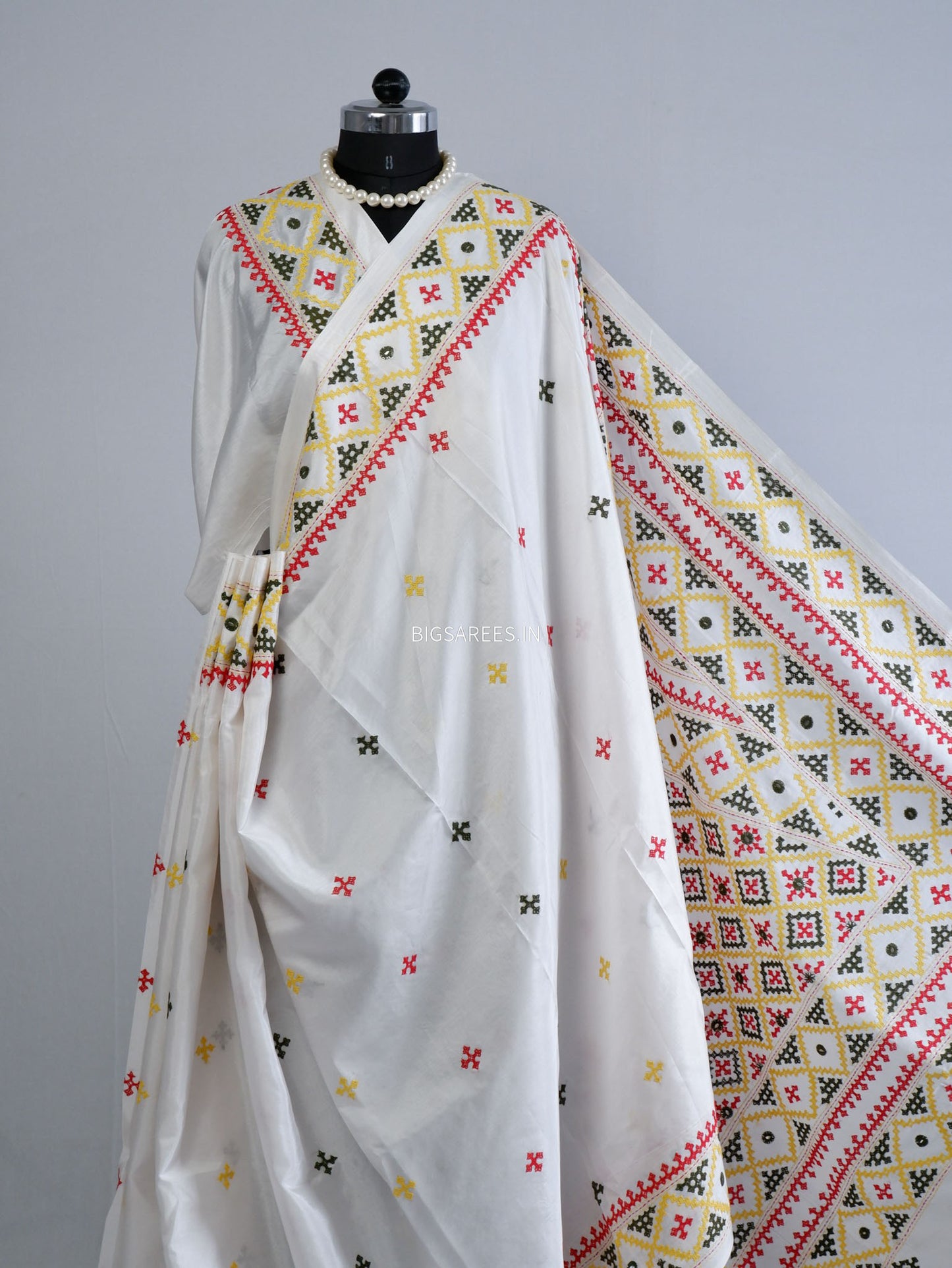 Kutchi/Gujarati Stitch Hand Embroidered Saree | Art Silk | Foil Mirror | White