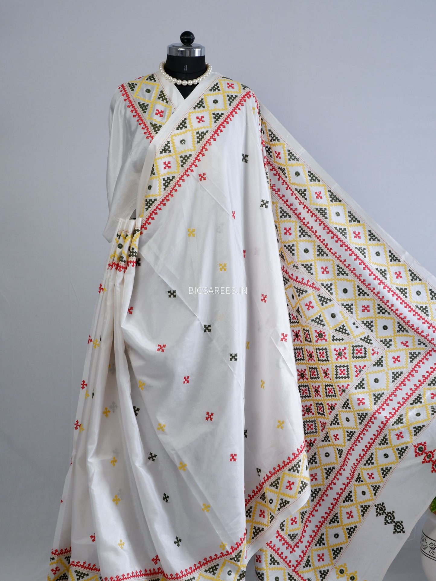 Kutchi/Gujarati Stitch Hand Embroidered Saree | Art Silk | Foil Mirror | White