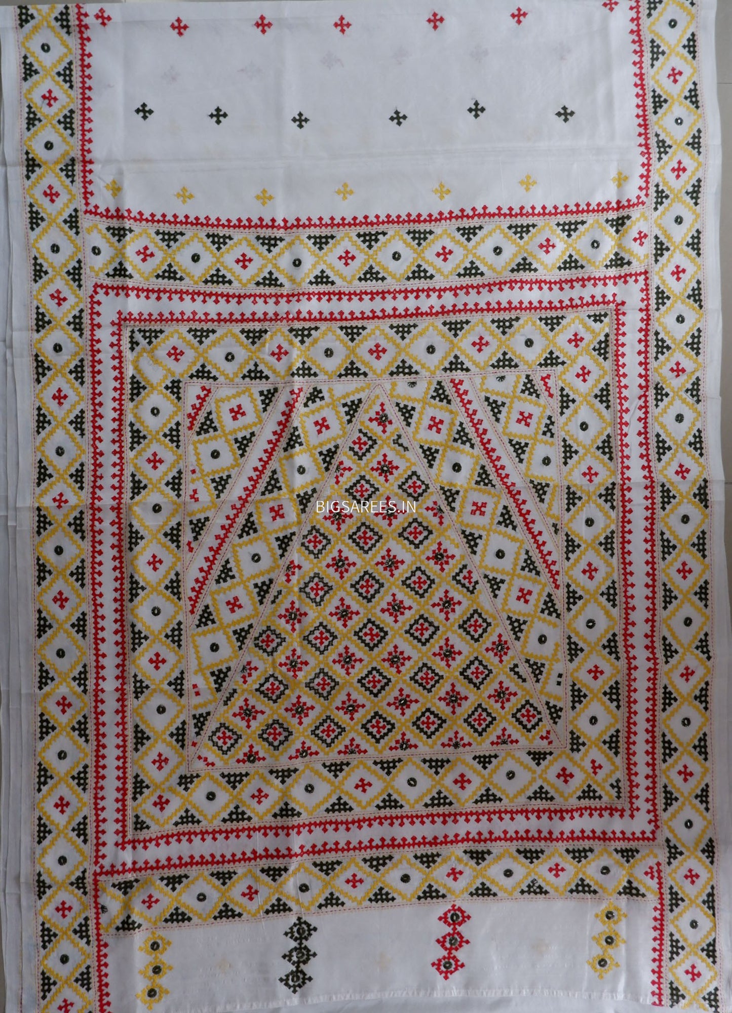 Kutchi/Gujarati Stitch Hand Embroidered Saree | Art Silk | Foil Mirror | White