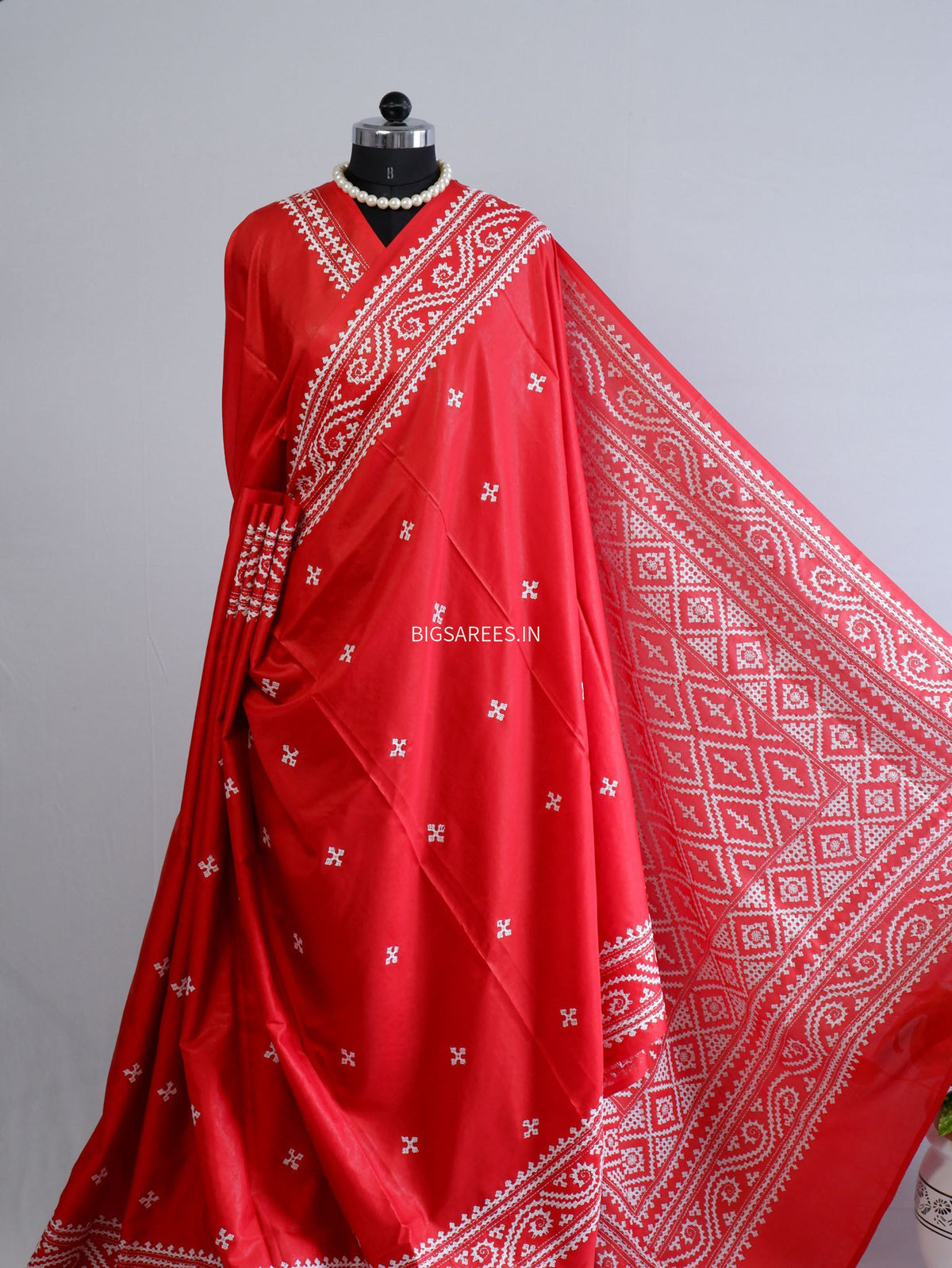 Kutchi/Gujarati Hand Embroidered Saree  | Blended Bangalore Silk / Art Silk | Red