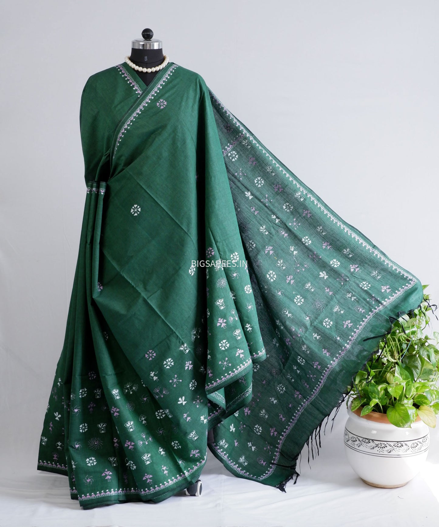 Kantha Stitch Hand-Embroidered Saree | Khadi Cotton | Green