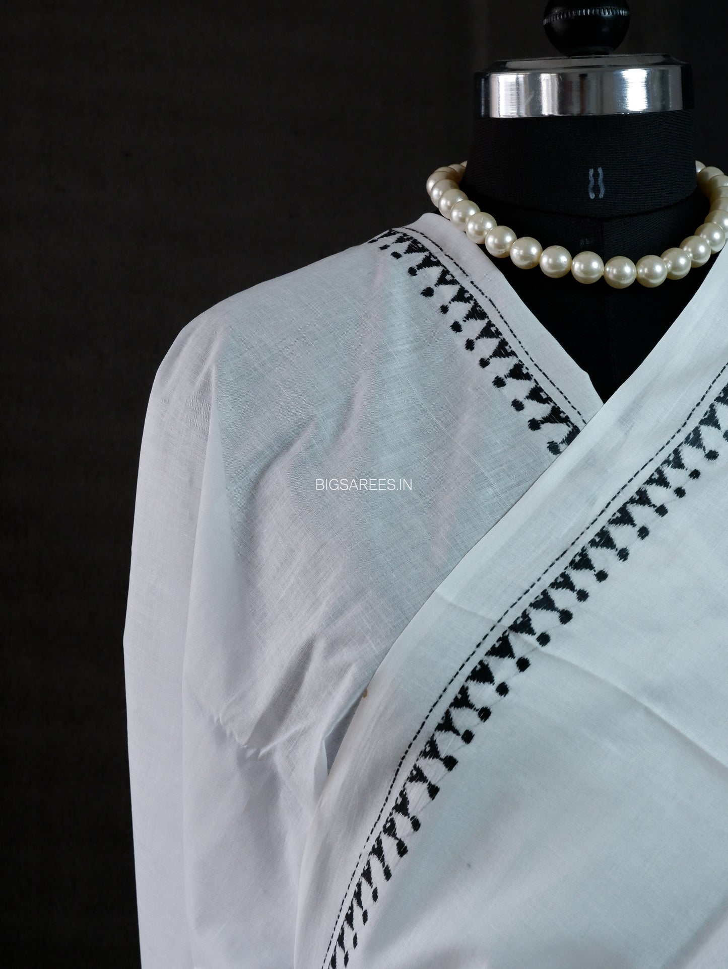 Kantha Stitch Hand Embroidered Saree | Mal Mal Cotton |  White