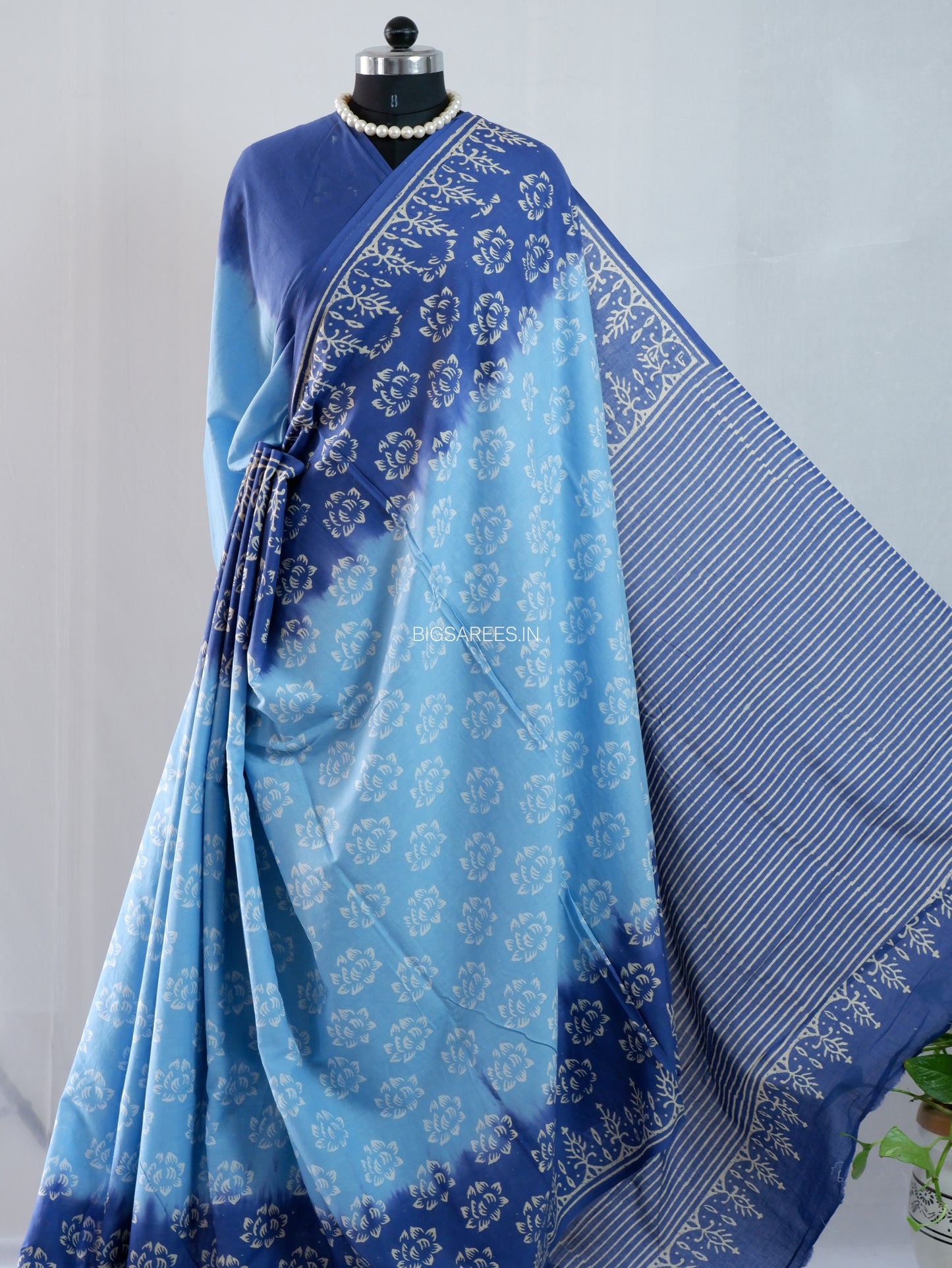 Hand Block Print Saree | Mal Mal Cotton | Indigo Blue- Sky Blue