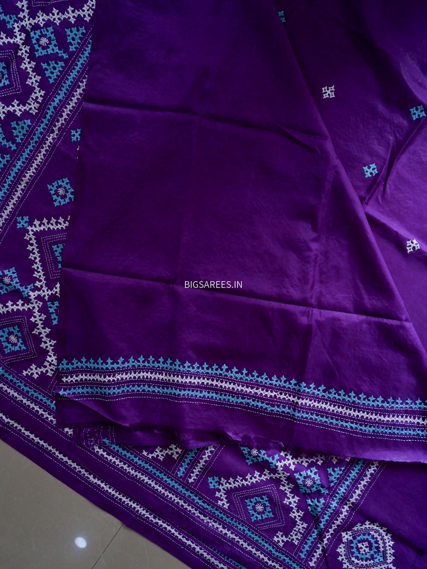 Kutchi/Gujarati Stitch Hand Embroidered Saree | Art Silk |Purple