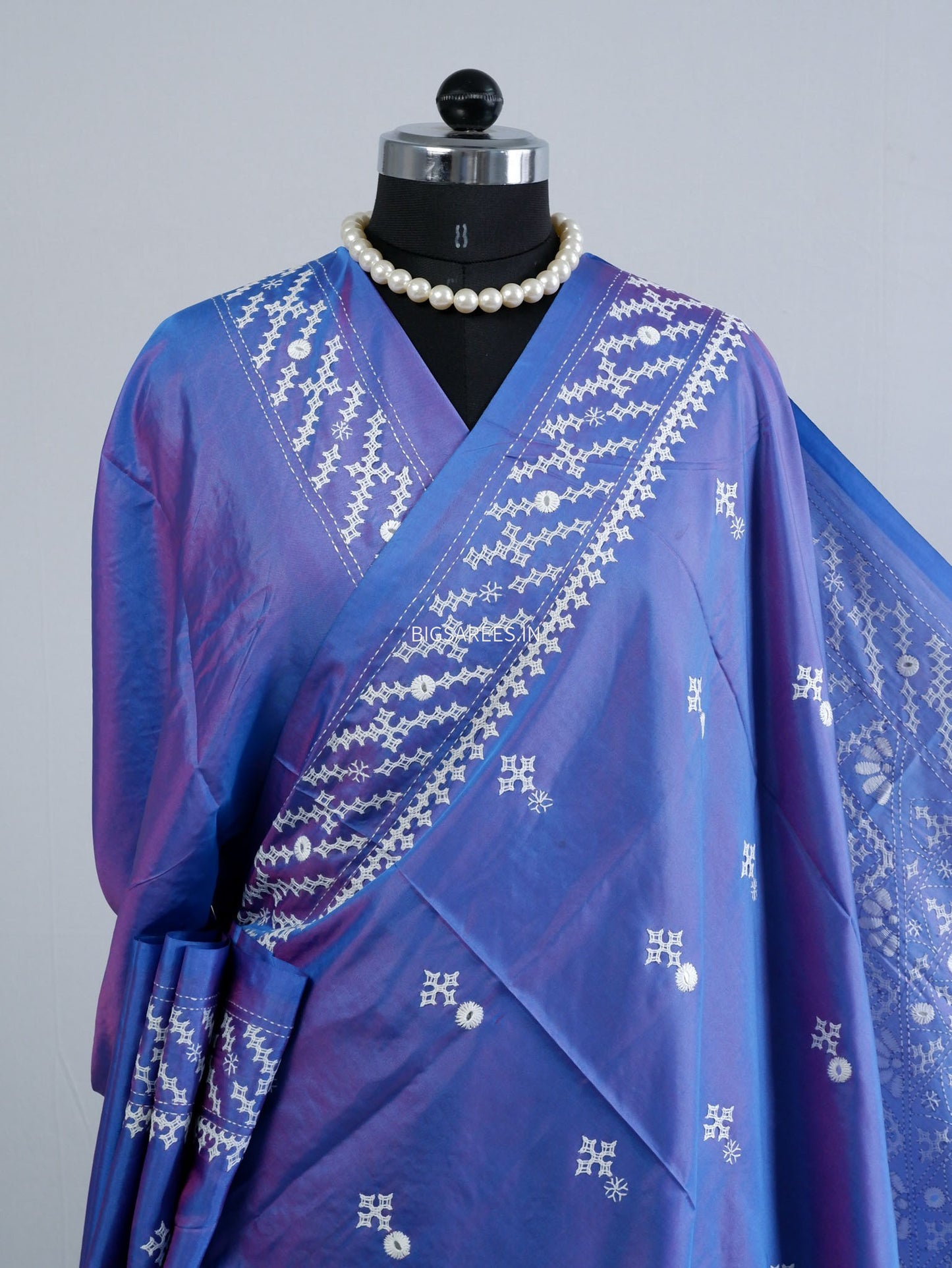 Kutchi/Gujarati Stitch Hand Embroidered Saree | Art Silk | Foil Mirror | Blue