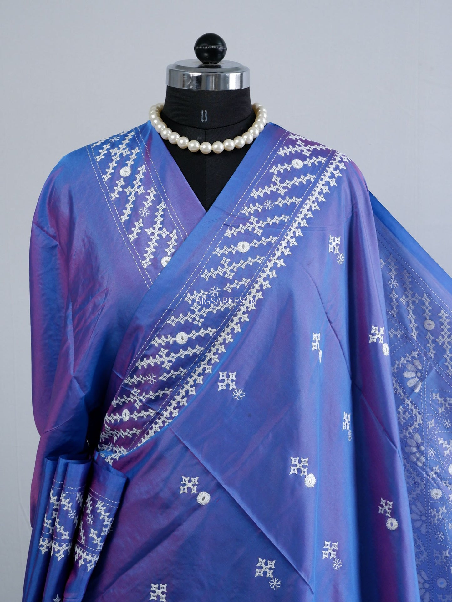 Kutchi/Gujarati Stitch Hand Embroidered Saree | Art Silk | Foil Mirror | Blue