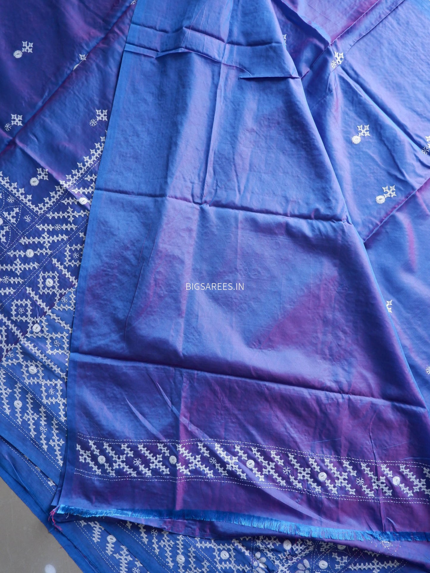Kutchi/Gujarati Stitch Hand Embroidered Saree | Art Silk | Foil Mirror | Blue