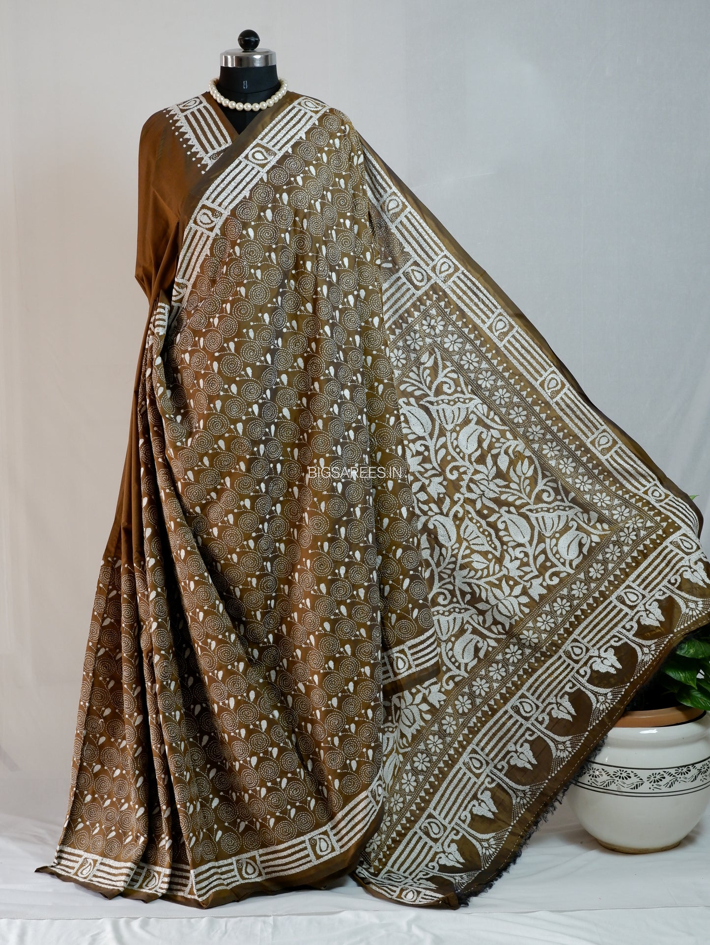 Kantha Stitch Hand Embroidered Saree | Blended Bangalore Silk/Art Silk | Bronze