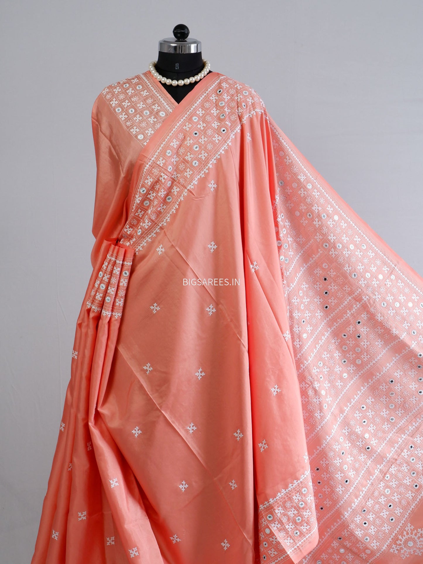 Kutchi/Gujarati Stitch Hand Embroidered Saree | Art Silk | Foil Mirror | Light Peach