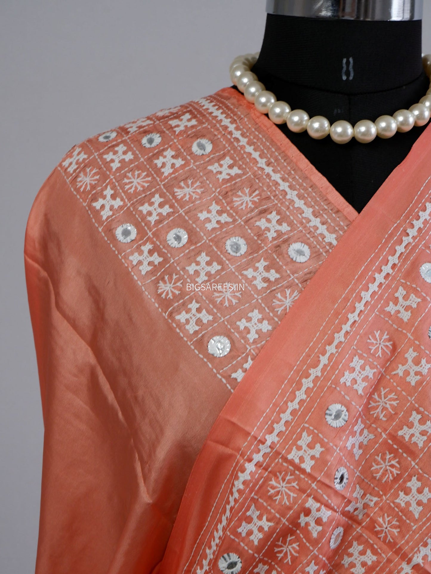 Kutchi/Gujarati Stitch Hand Embroidered Saree | Art Silk | Foil Mirror | Light Peach