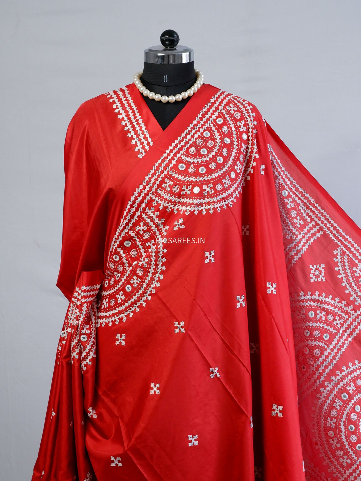 Kutchi/Gujarati Stitch Hand Embroidered Saree | Art Silk | Foil Mirror | Red