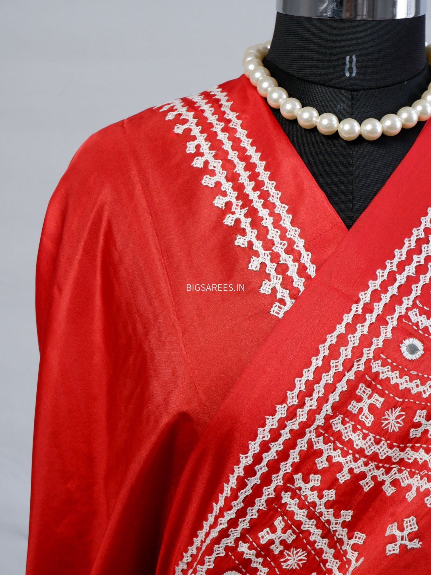 Kutchi/Gujarati Stitch Hand Embroidered Saree | Art Silk | Foil Mirror | Red