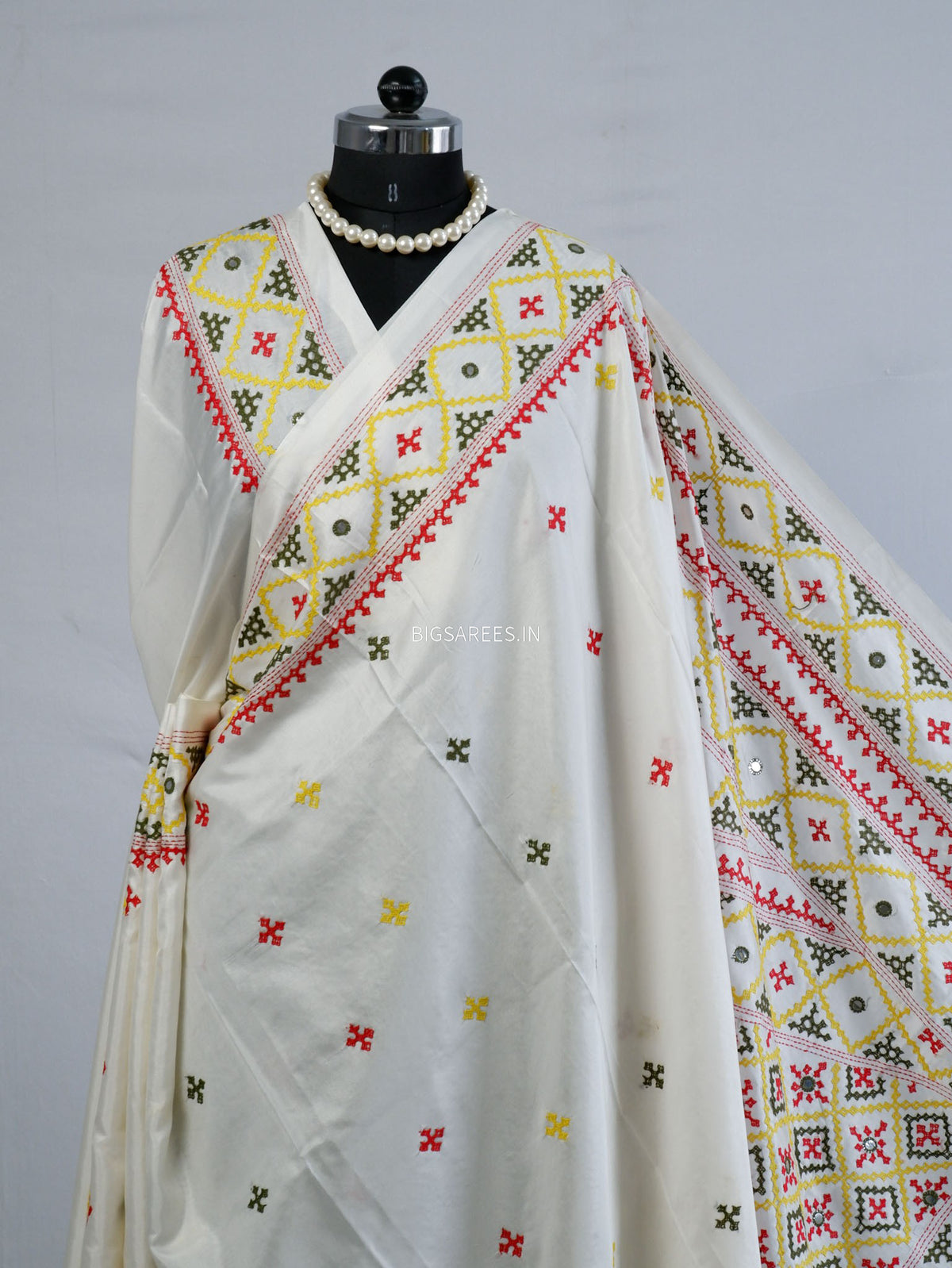 Kutchi/Gujarati Stitch Hand Embroidered Saree | Art Silk | Foil Mirror | White