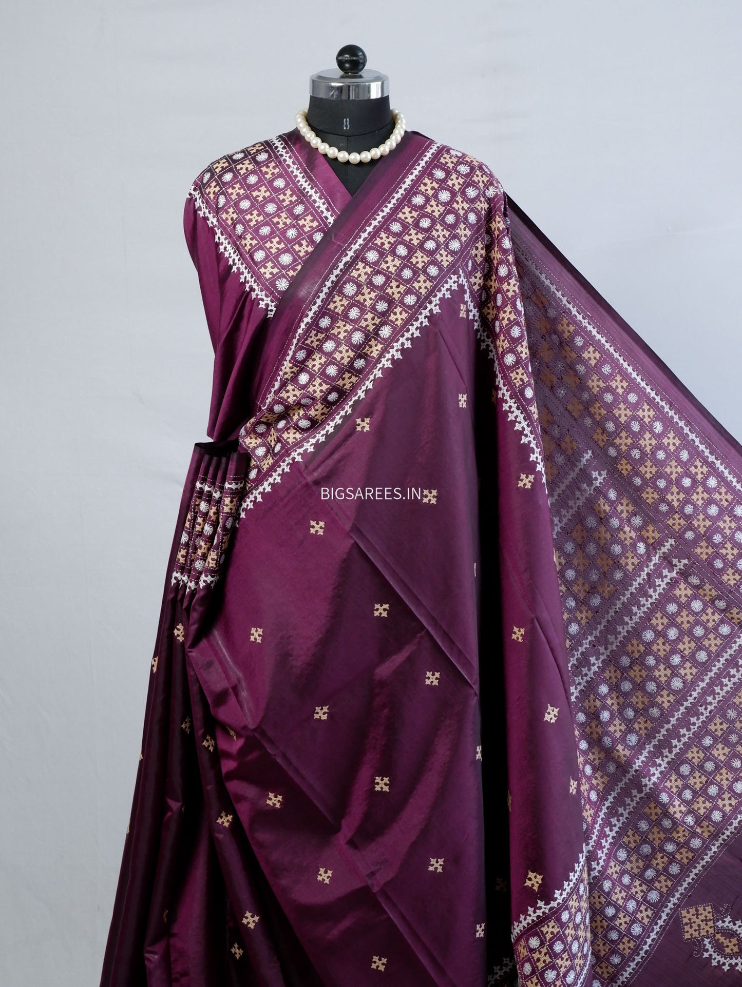Kutchi/Gujarati Stitch Hand Embroidered Saree | Art Silk | Maroon