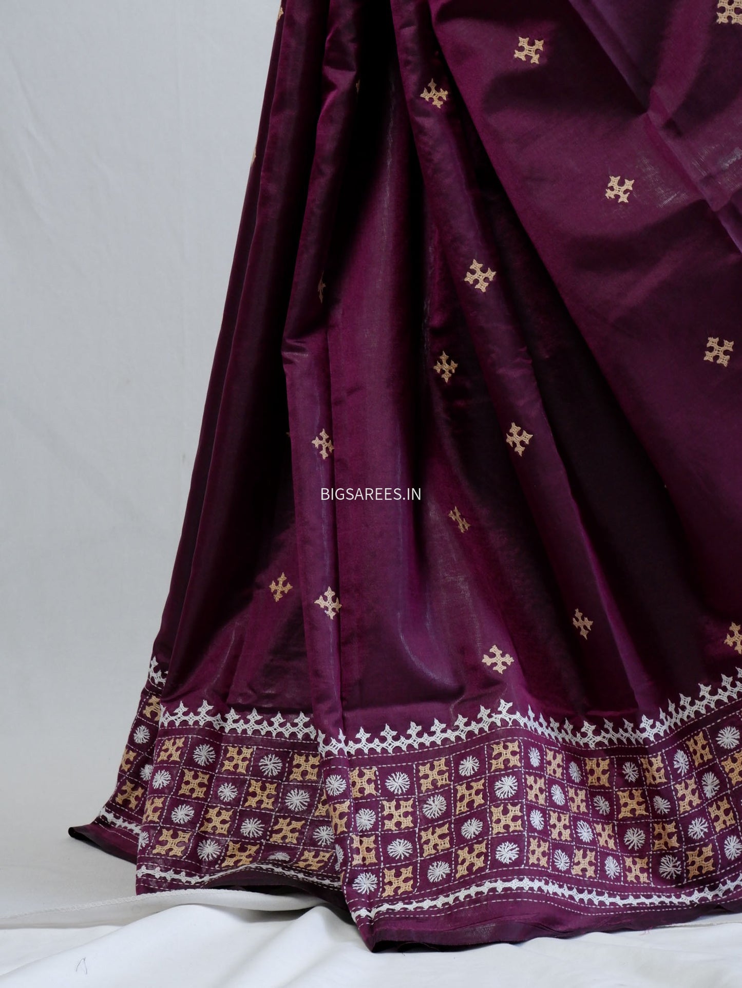 Kutchi/Gujarati Stitch Hand Embroidered Saree | Art Silk | Maroon