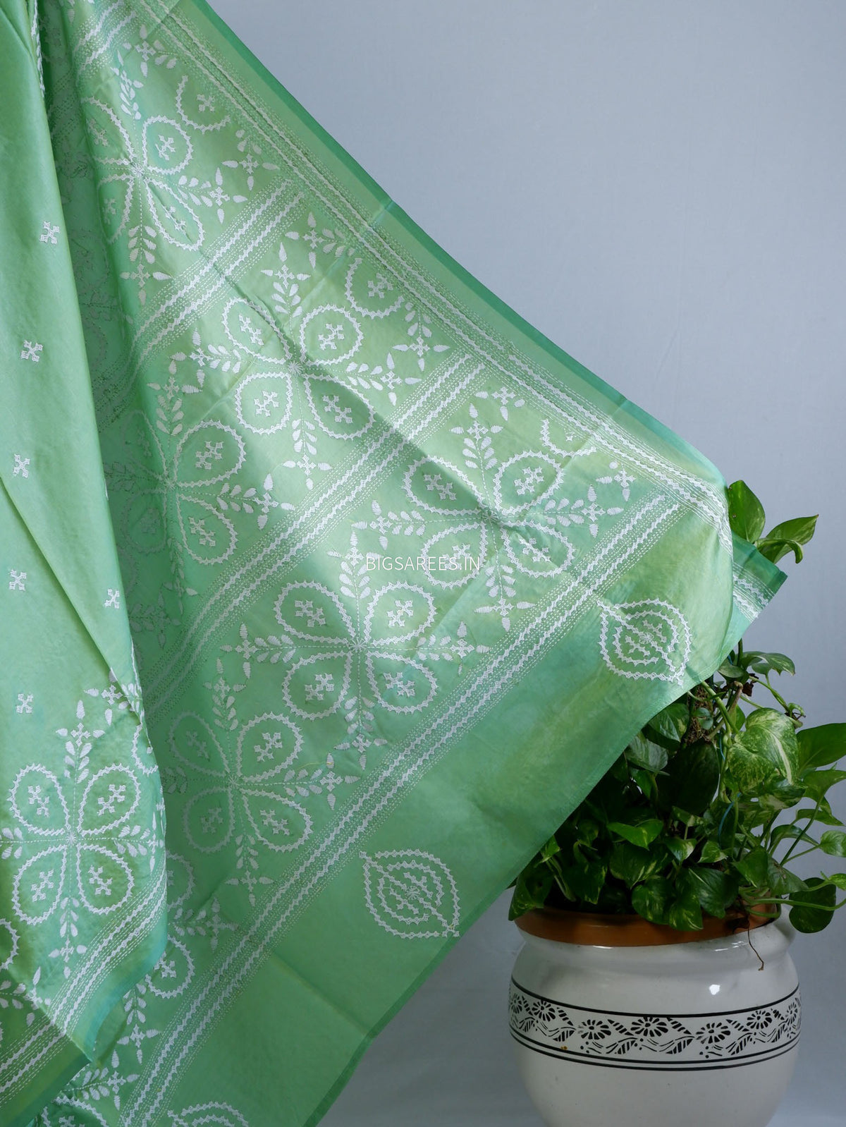 Kutchi/Gujarati Stitch Hand Embroidered Saree | Art Silk | Light Green