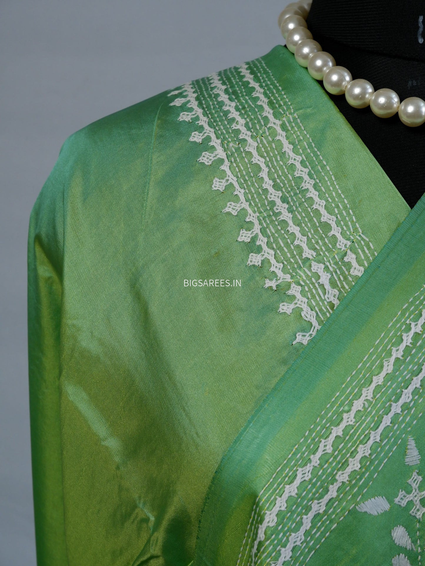 Kutchi/Gujarati Stitch Hand Embroidered Saree | Art Silk | Light Green